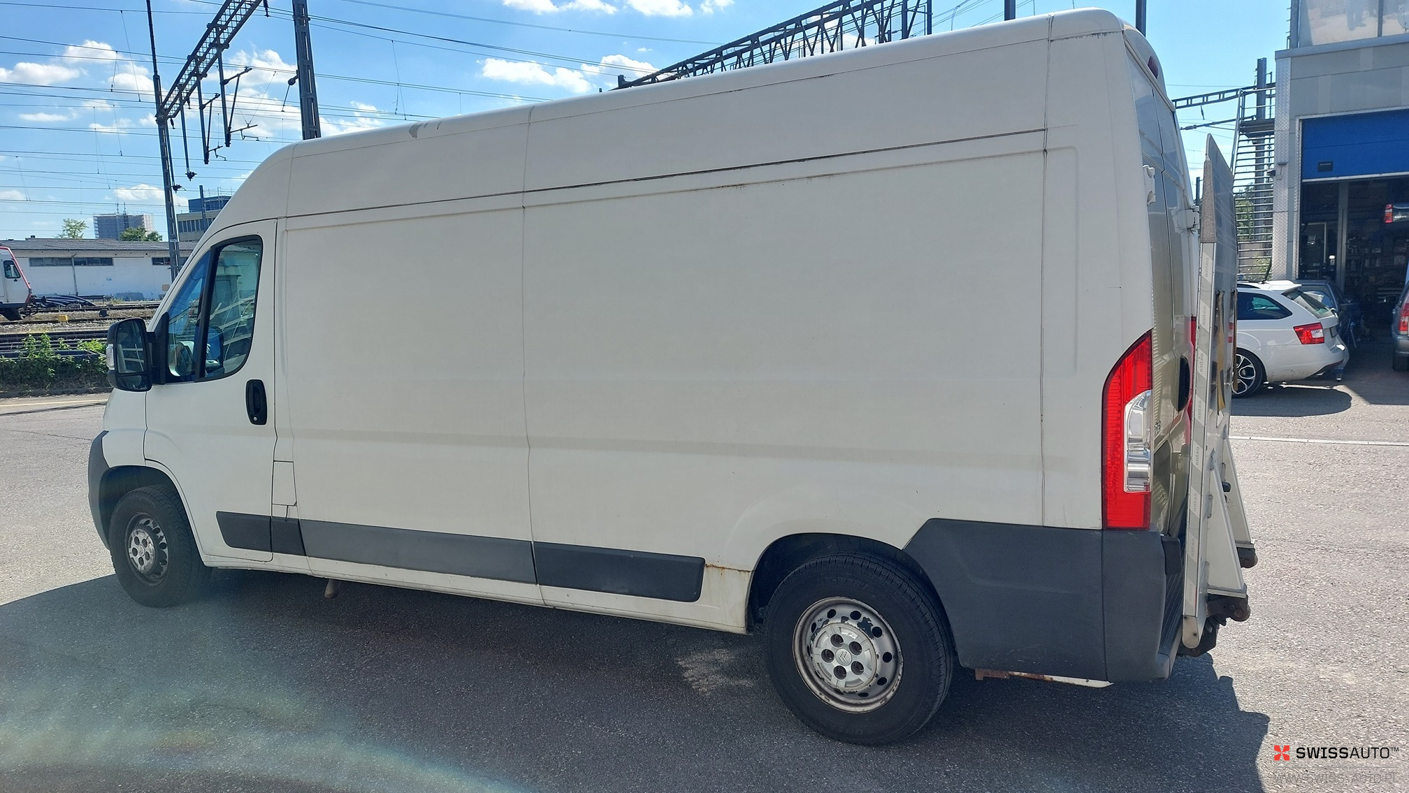 Auction Image