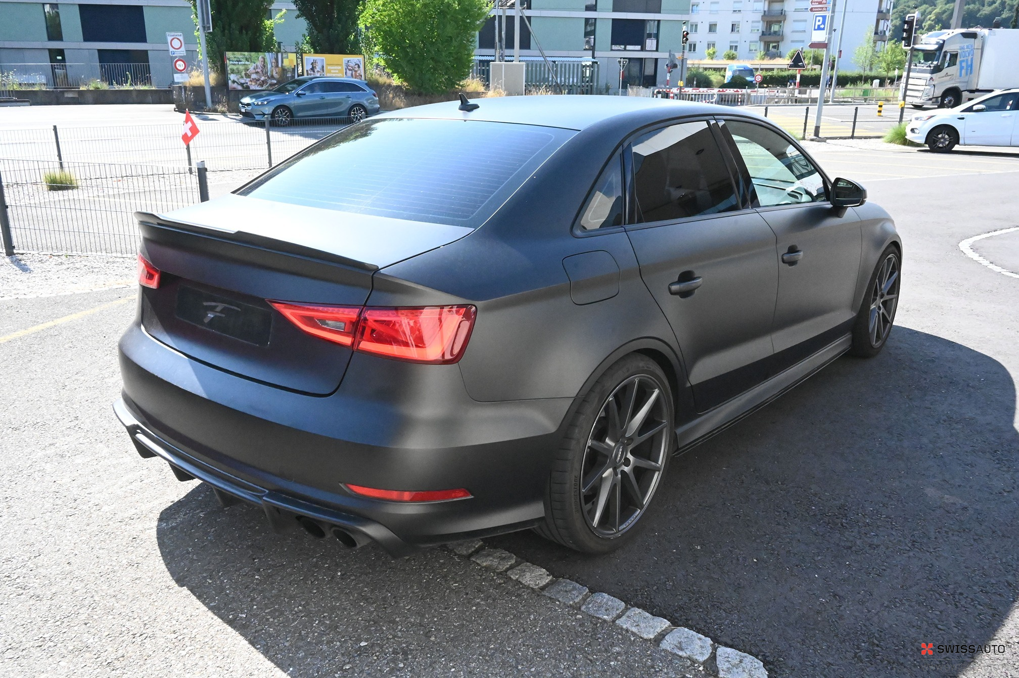 Auction Image