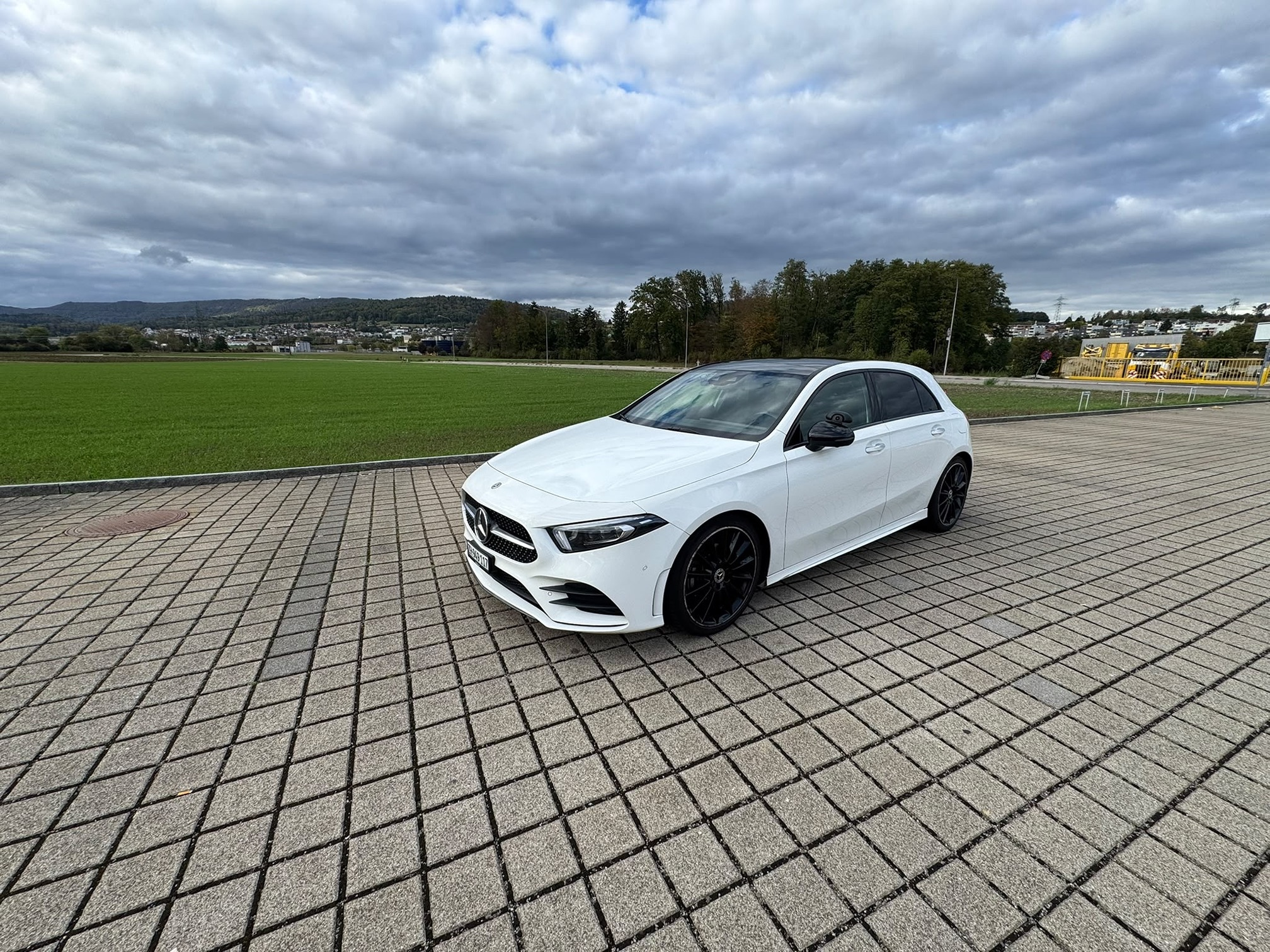 Auction Image