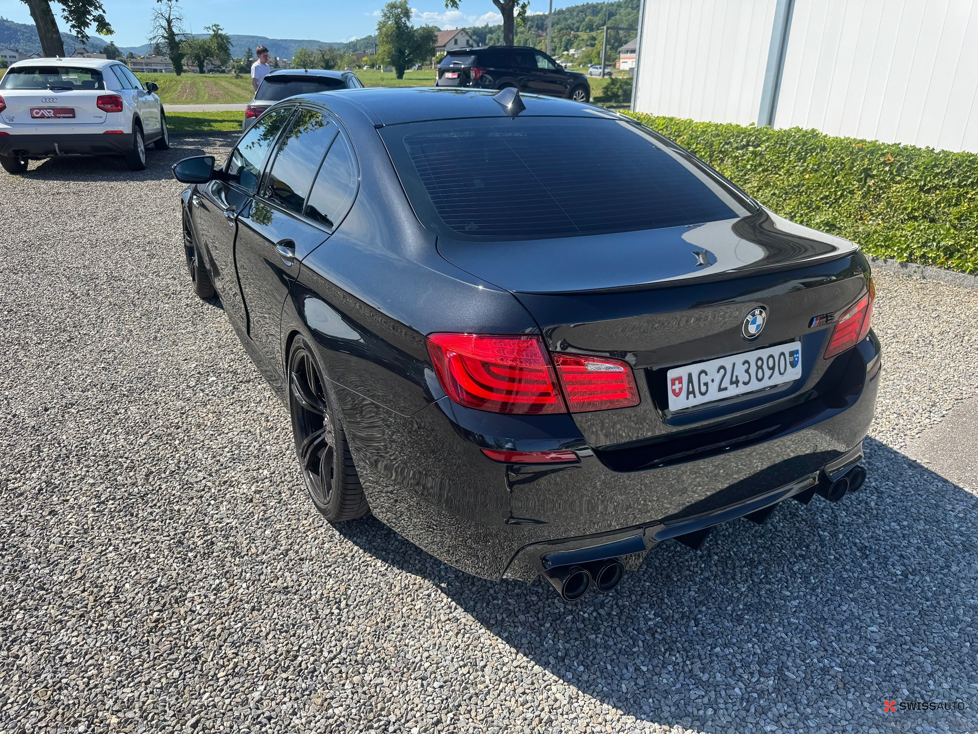 Auction Image