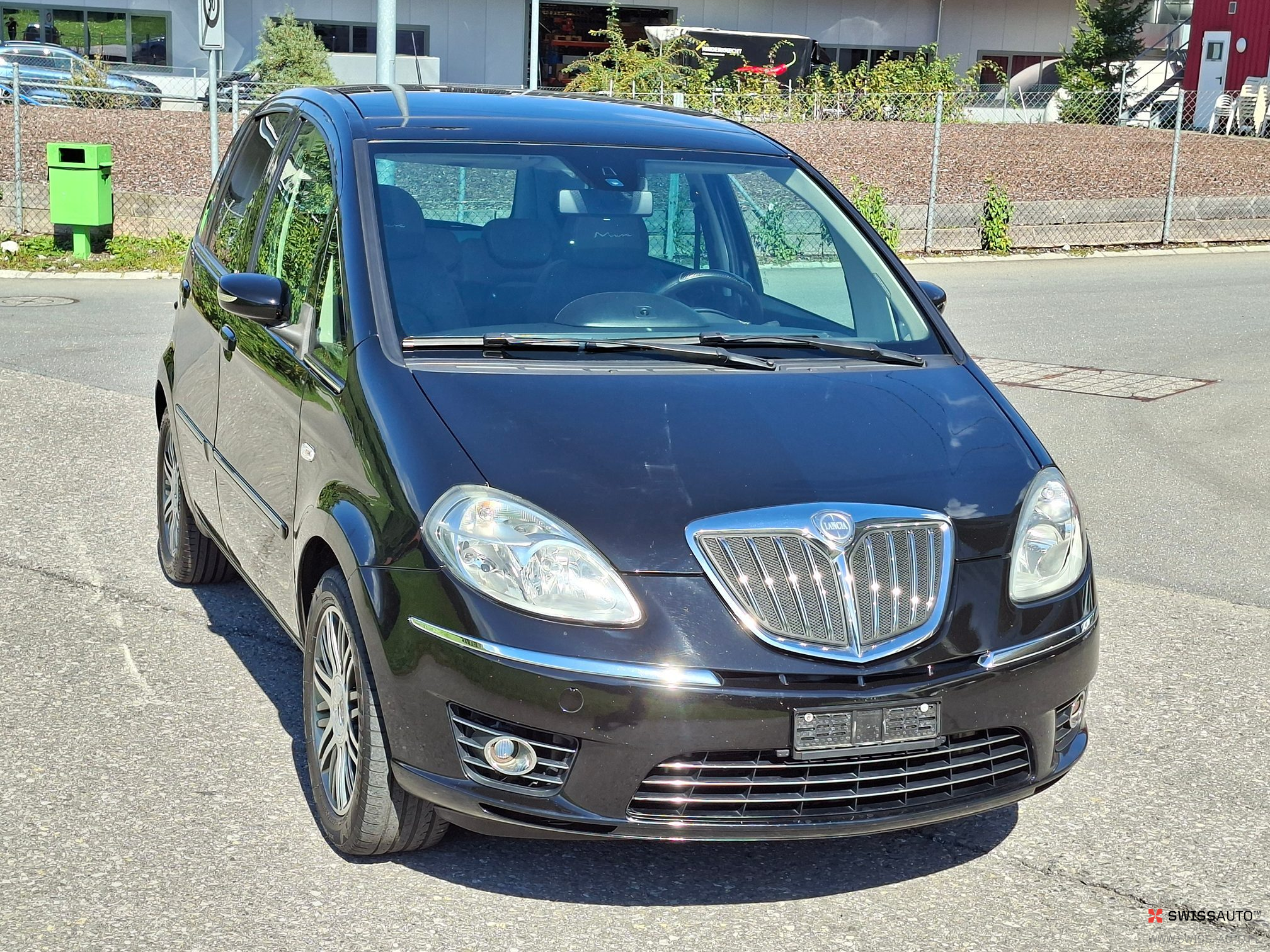 Auction Image