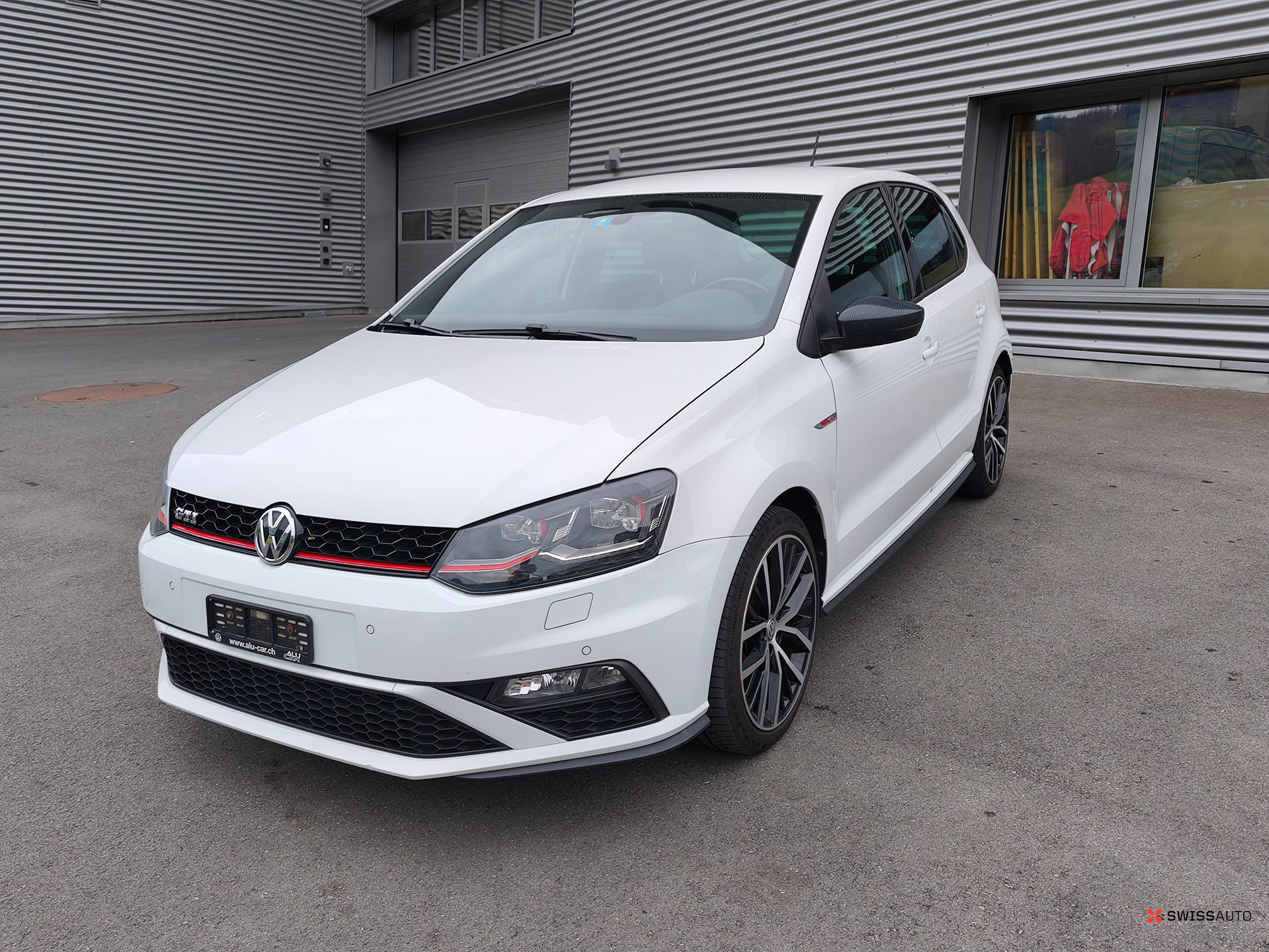 Auction Image