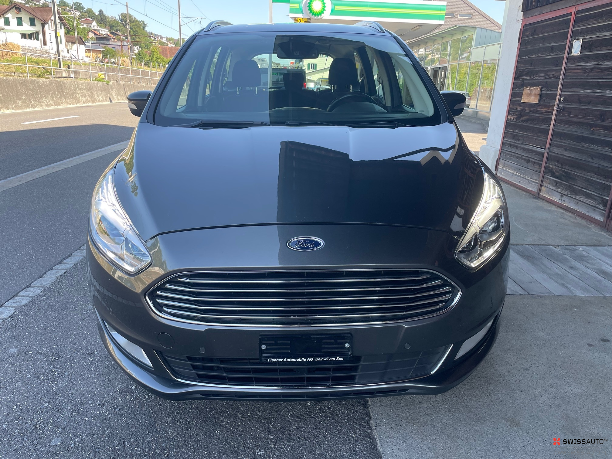 Auction Image