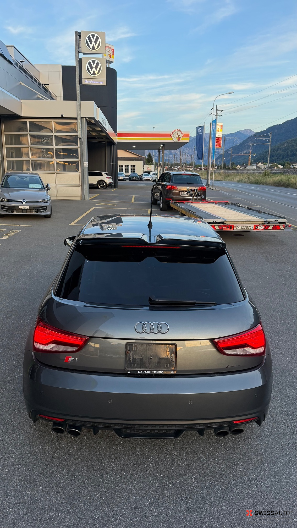 Auction Image