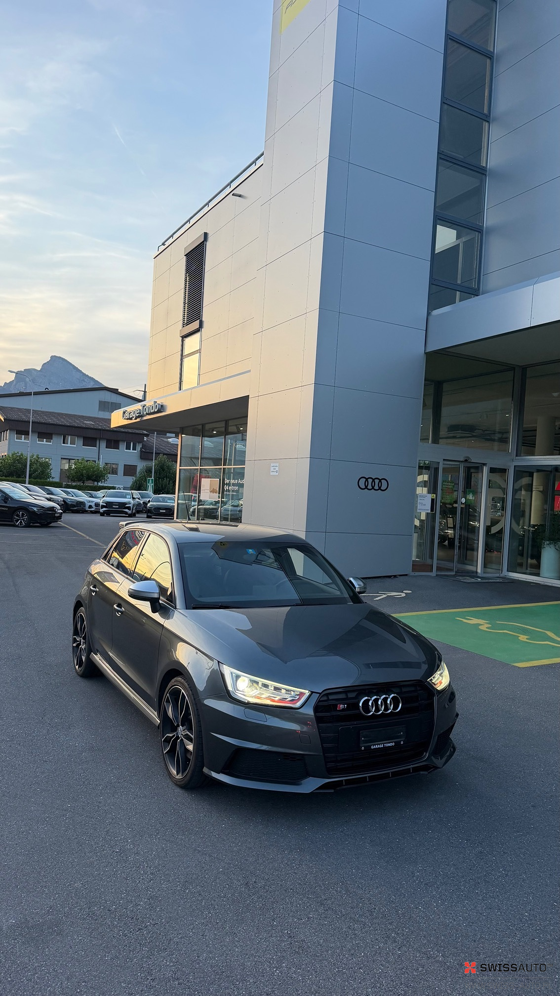 Auction Image