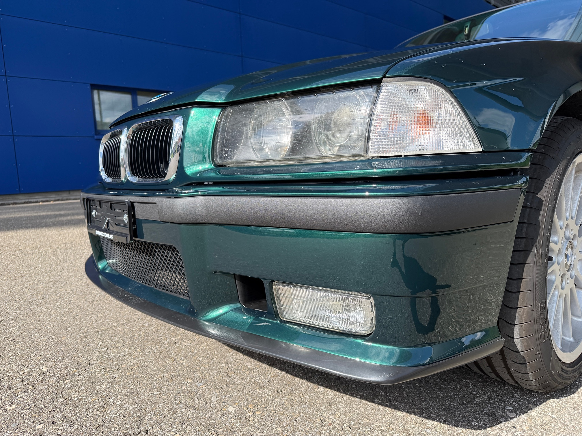 Auction Image