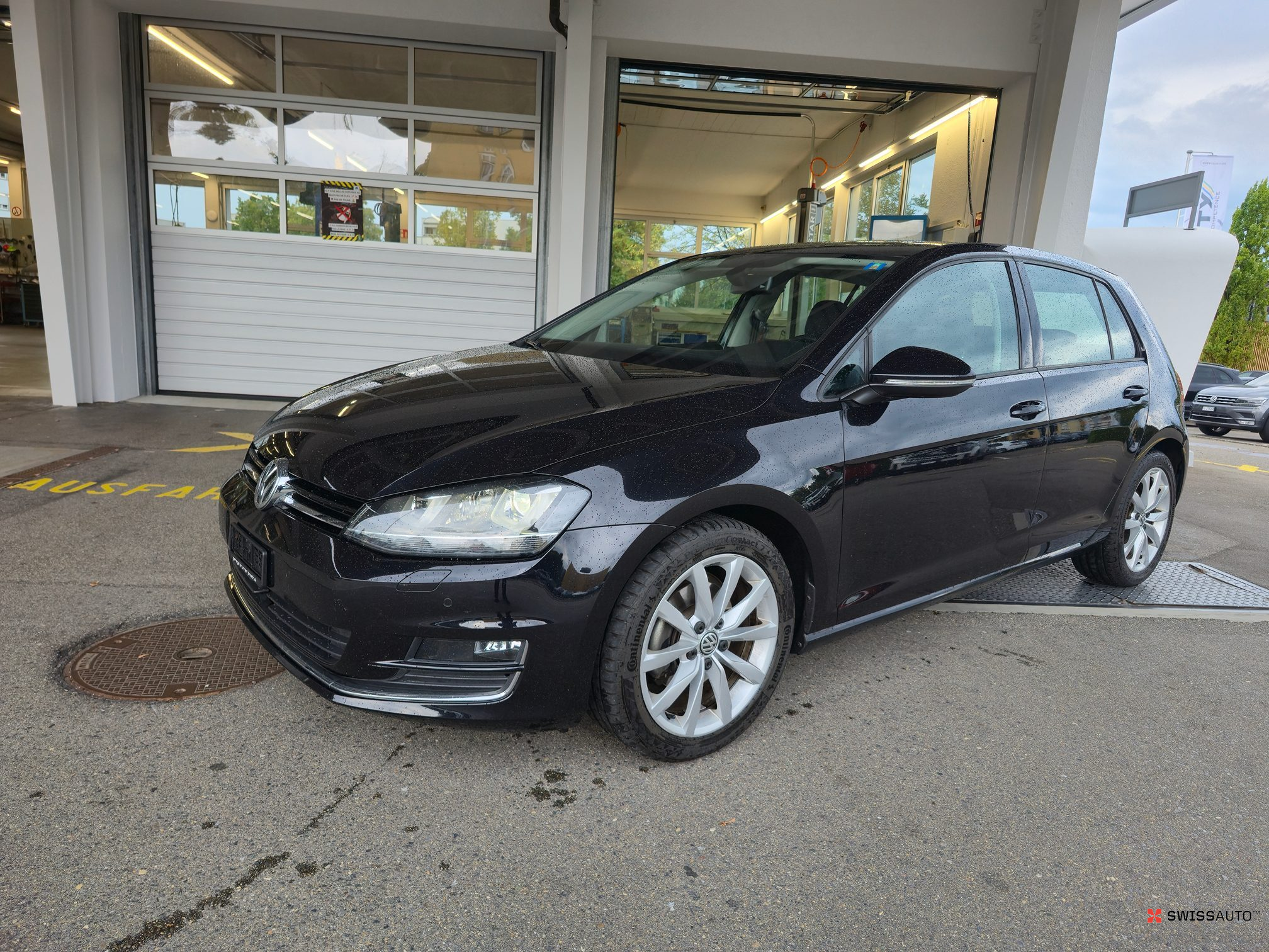 Auction Image