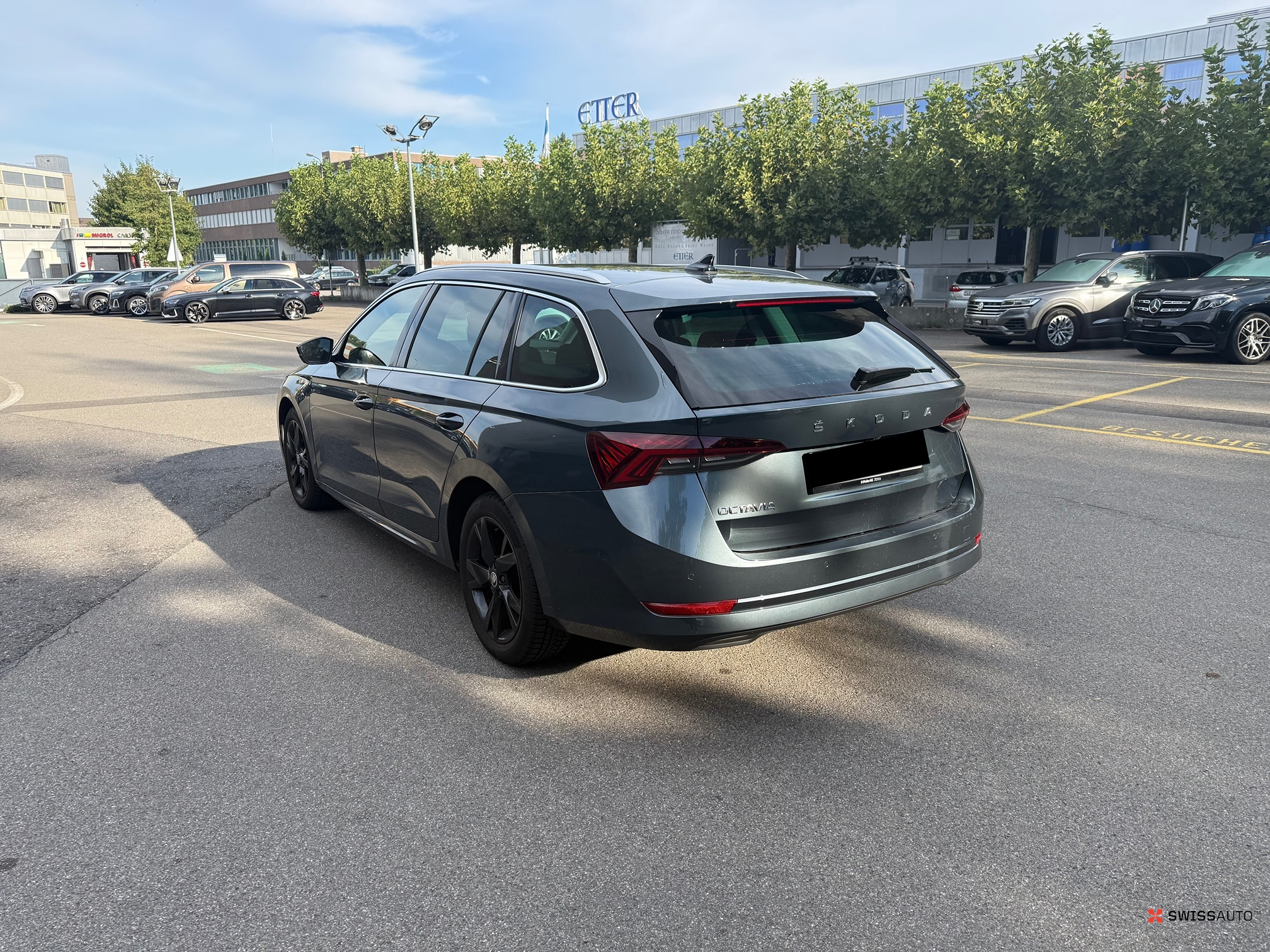Auction Image