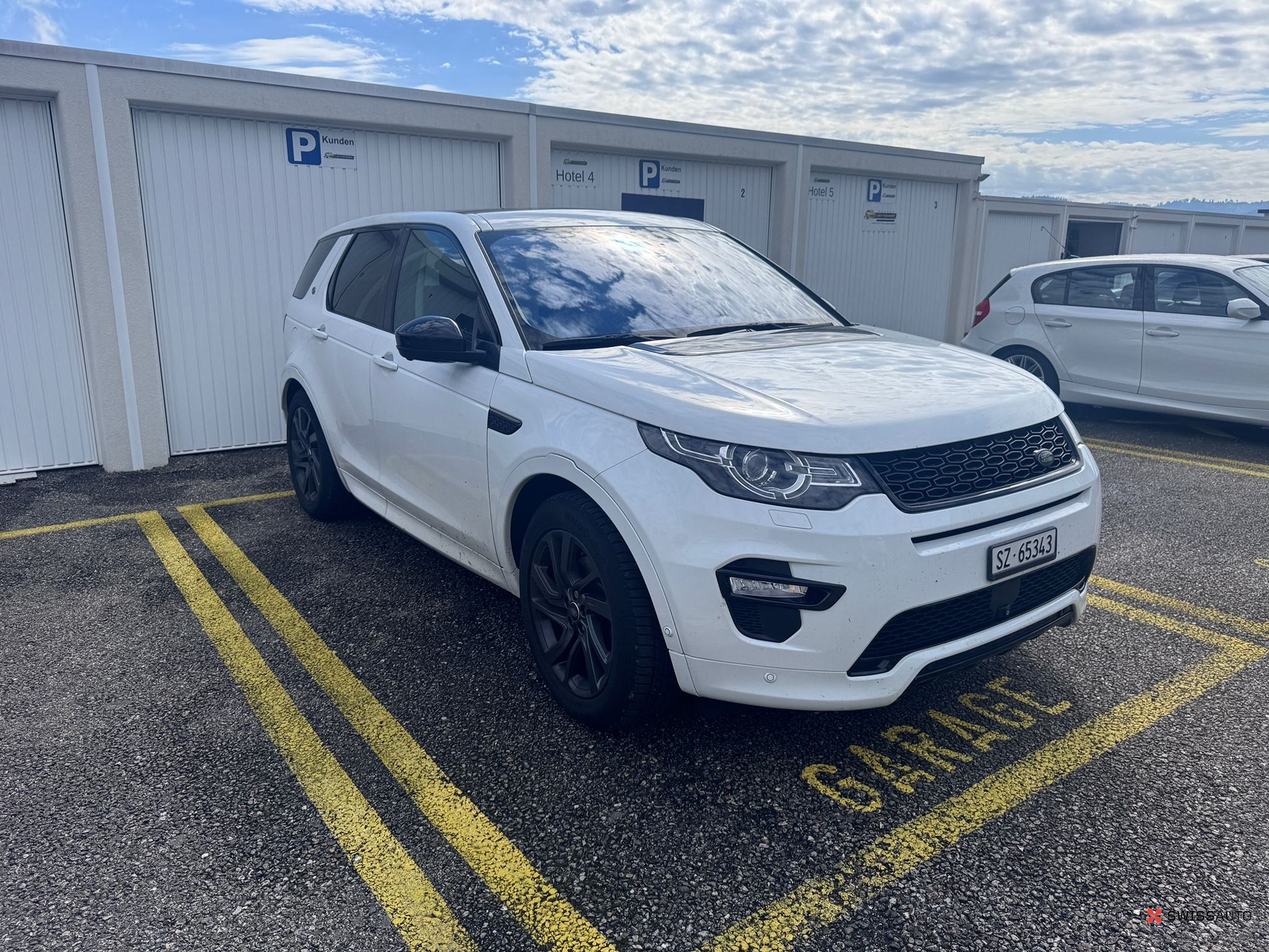 Auction Image