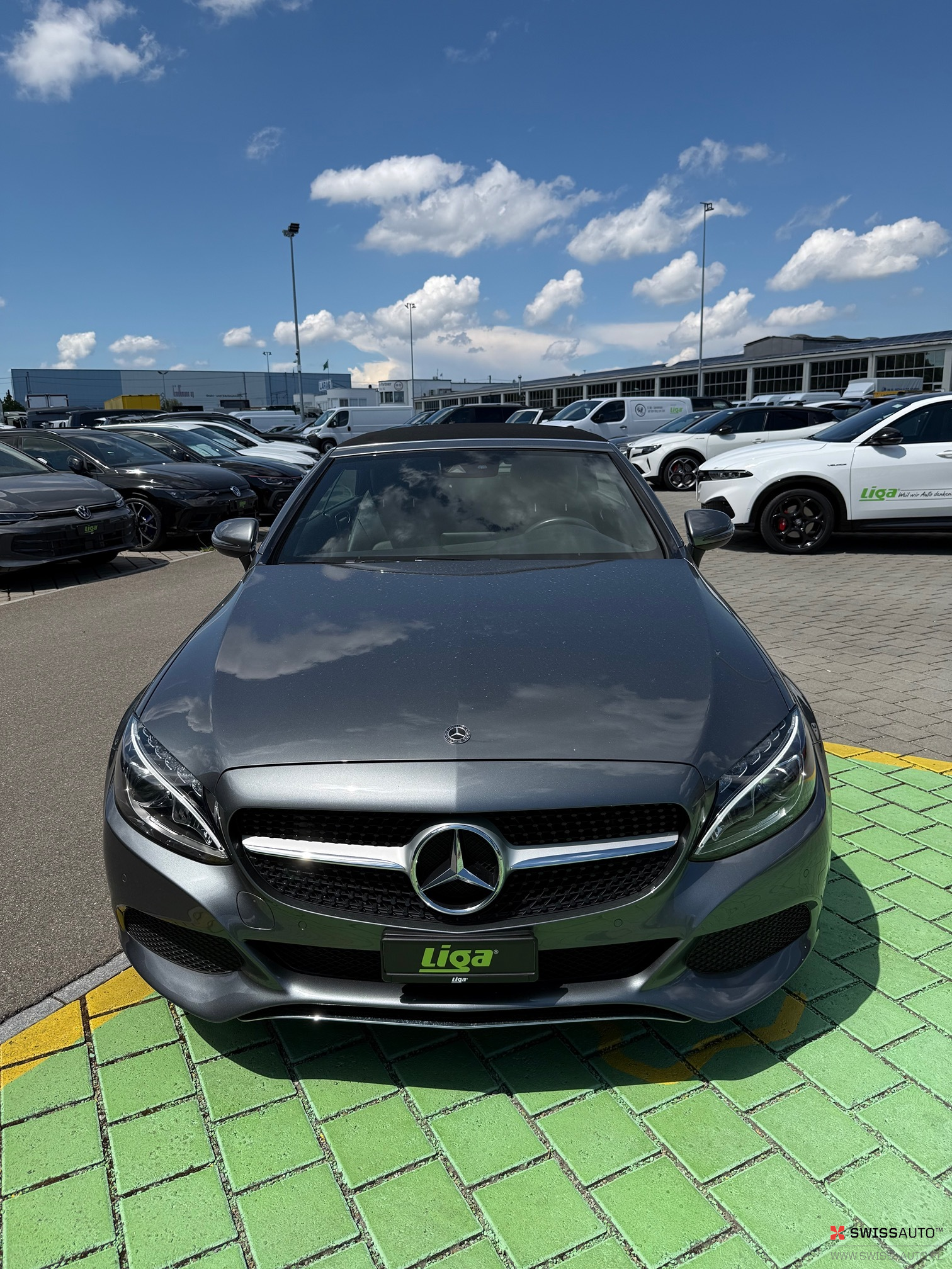Auction Image