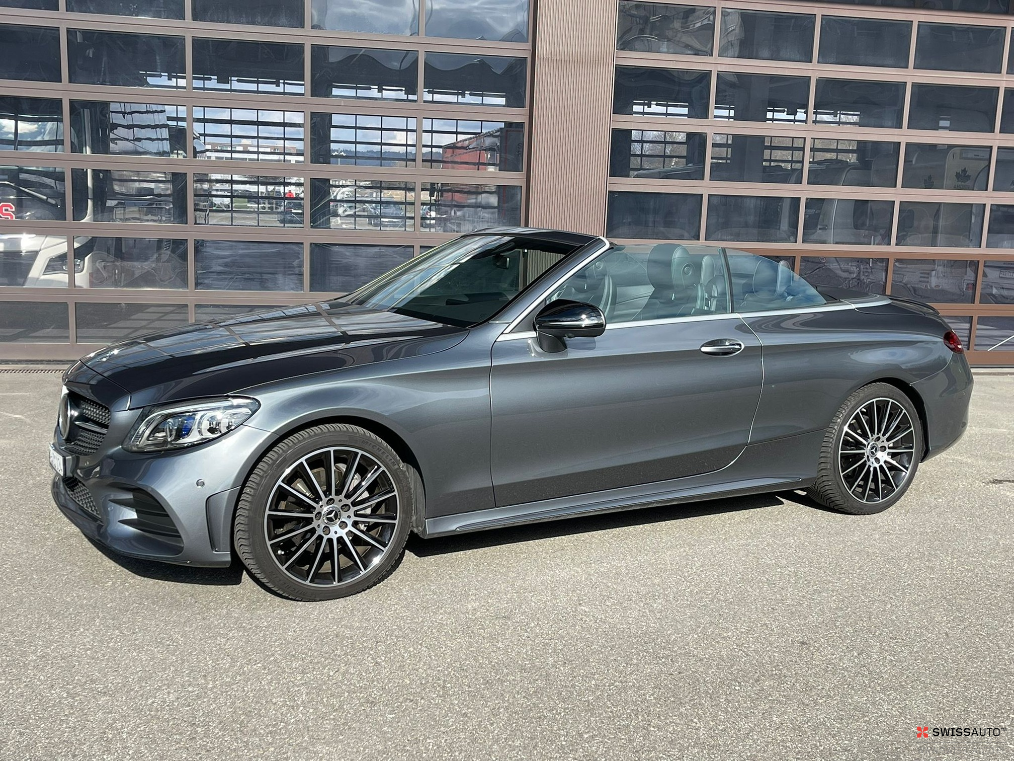 Auction Image