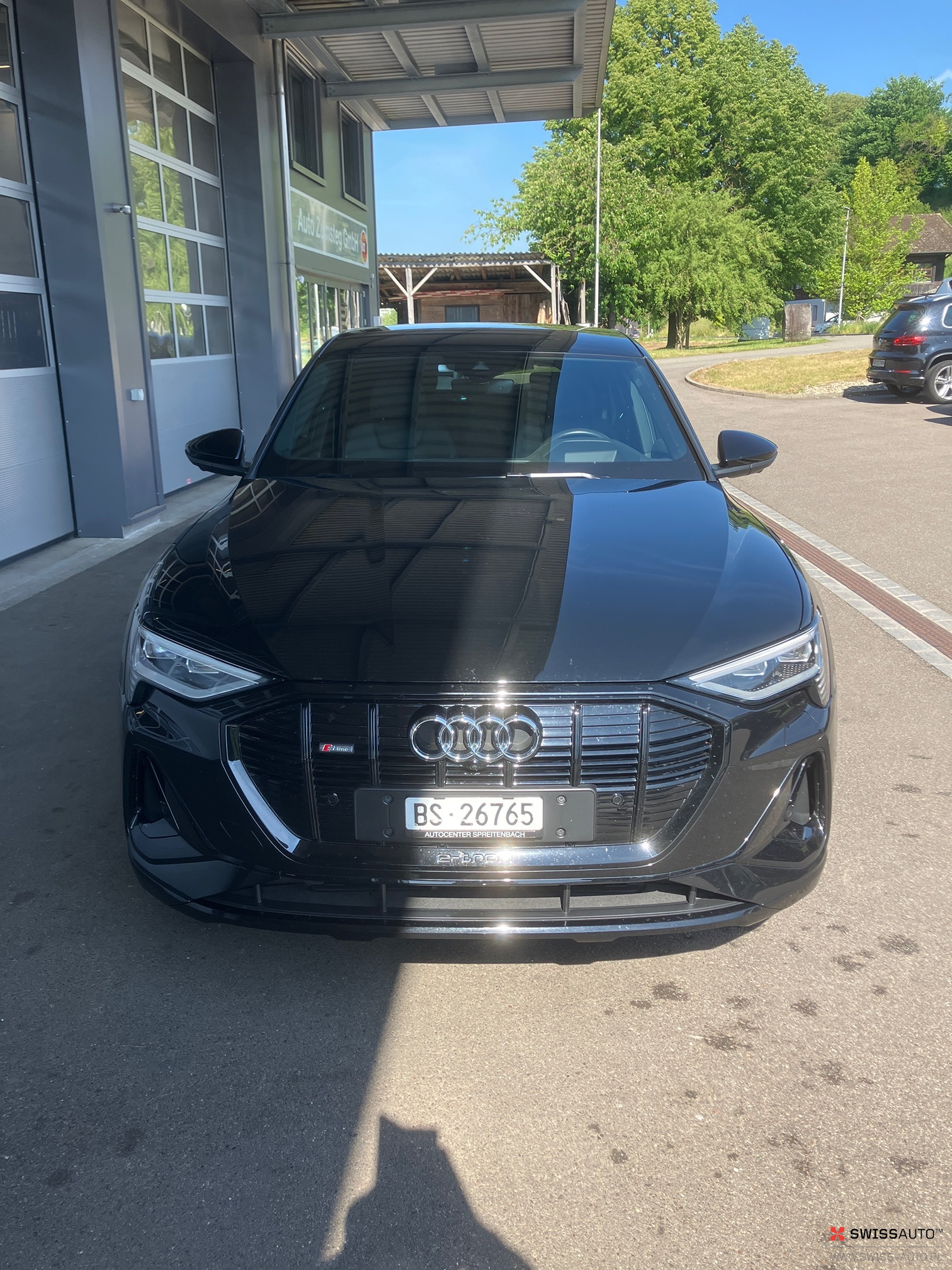 Auction Image