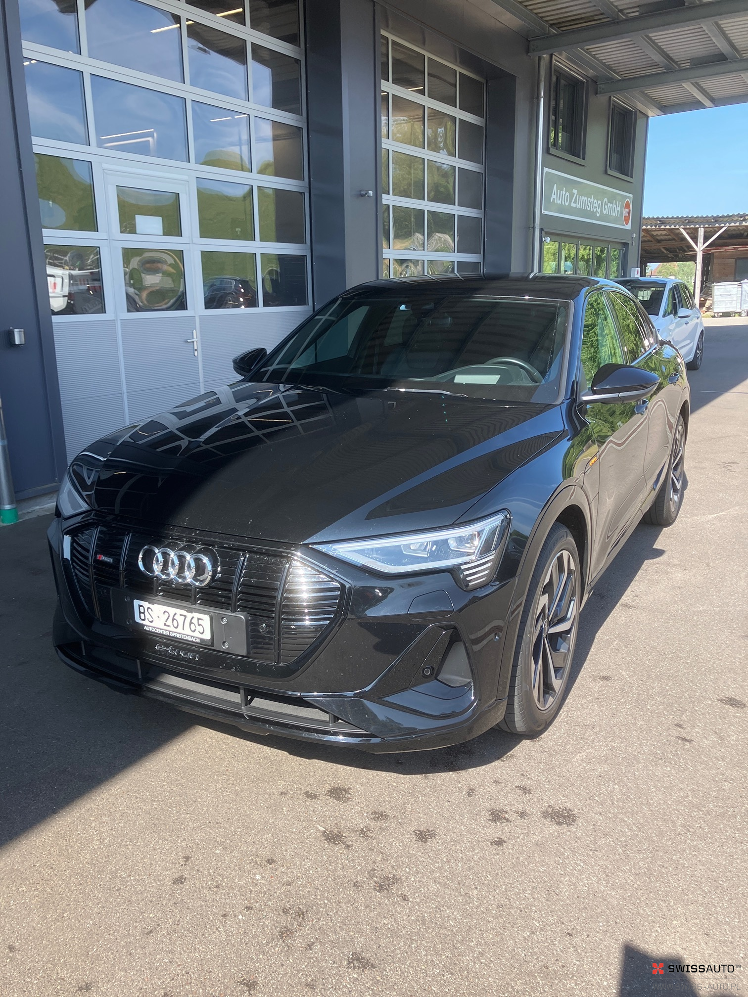 Auction Image
