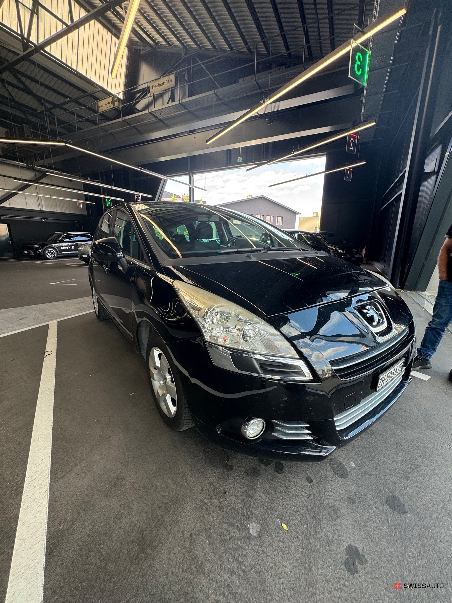 Auction Image