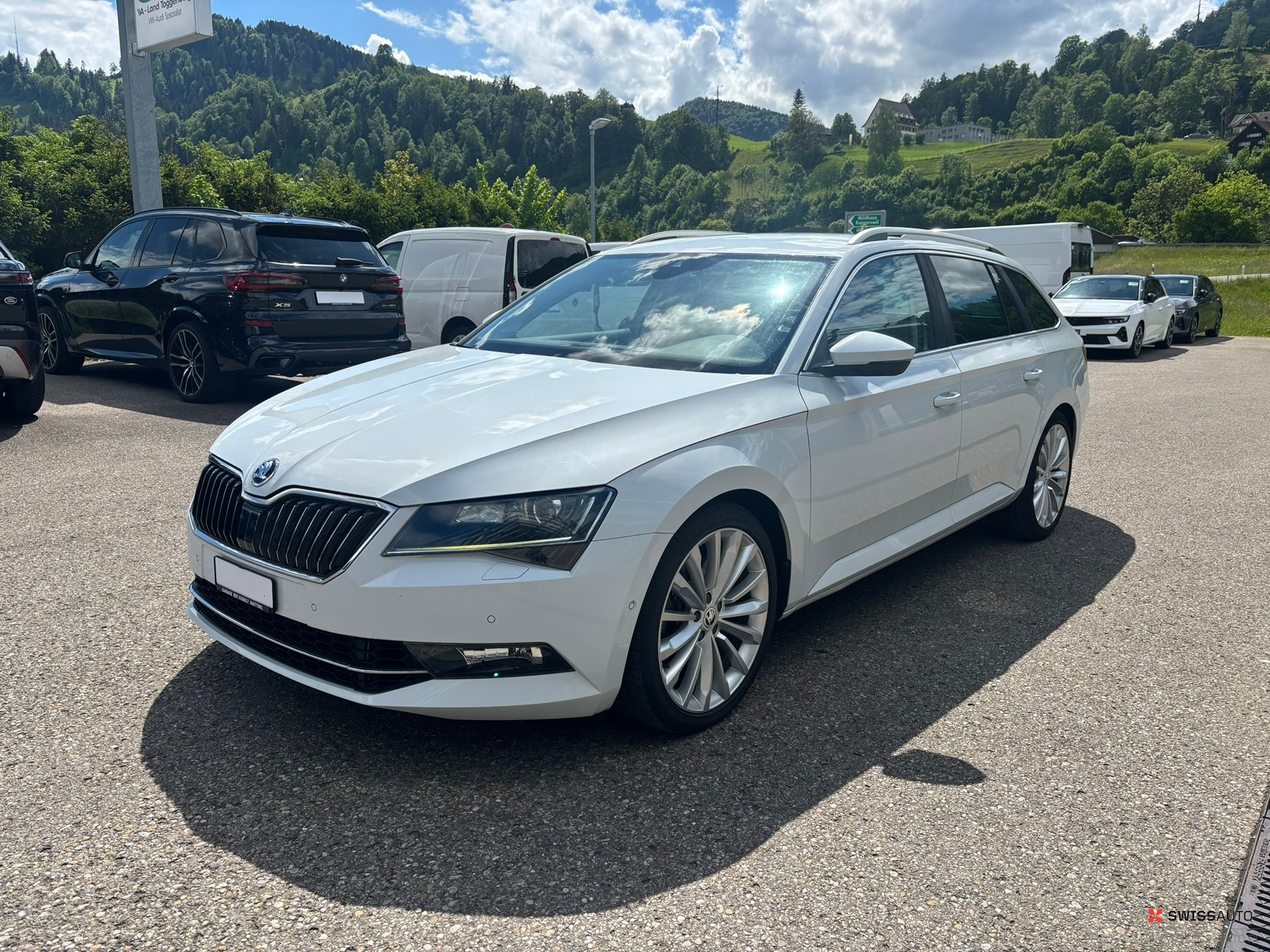 Auction Image