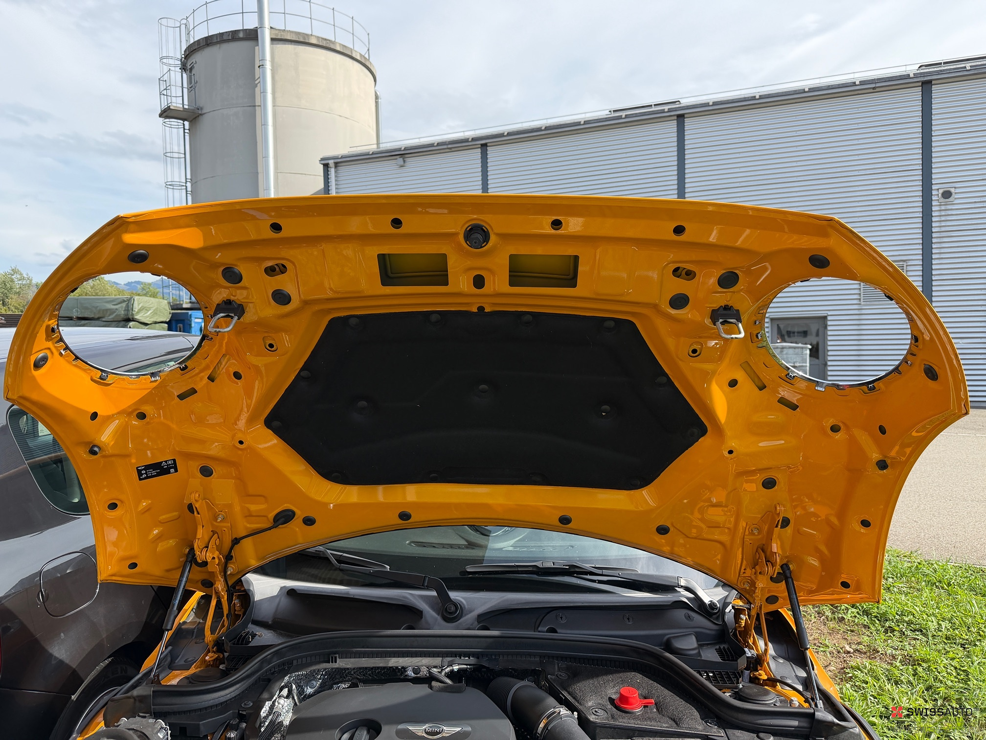 Auction Image