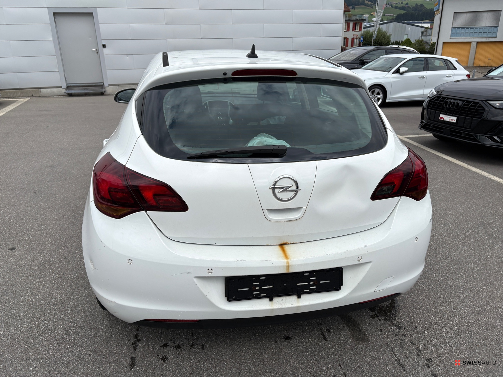 Auction Image