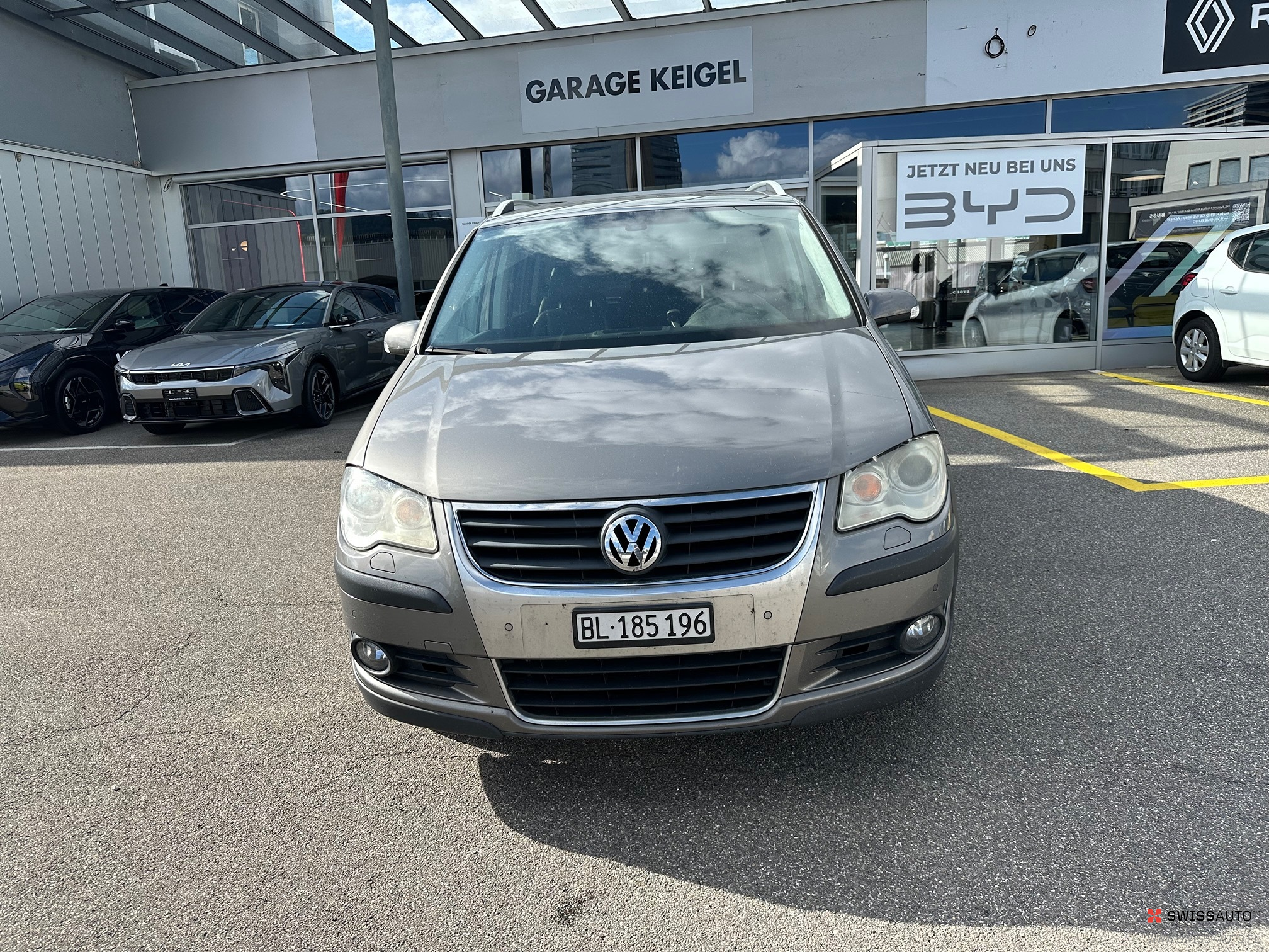 Auction Image