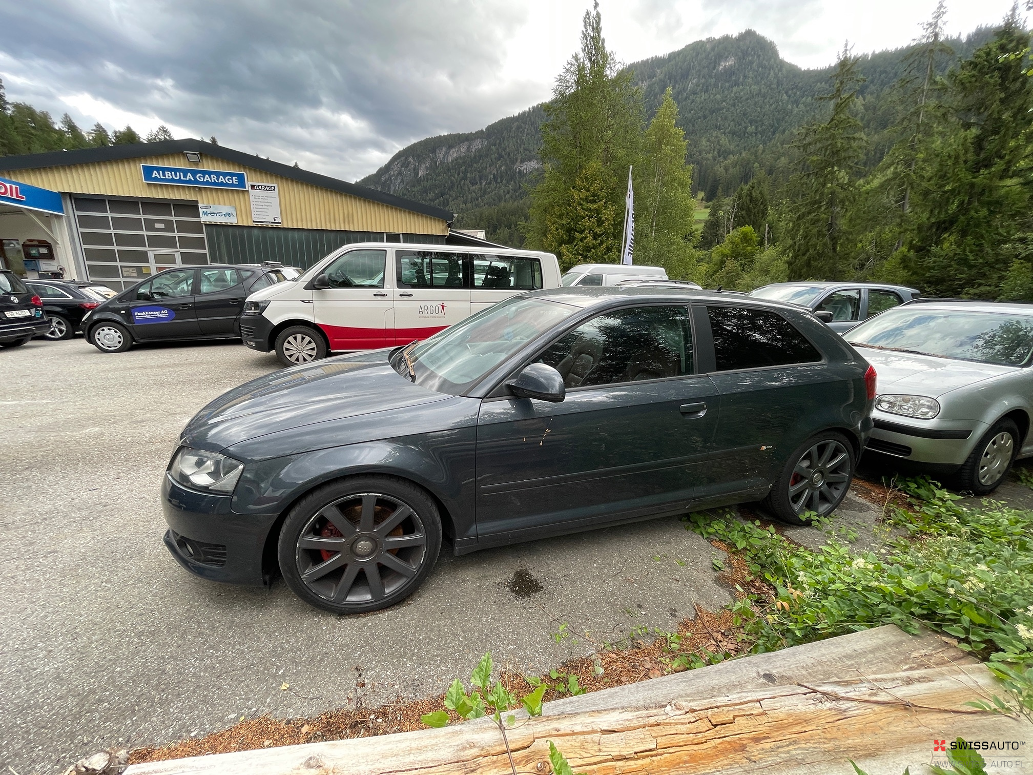 Auction Image