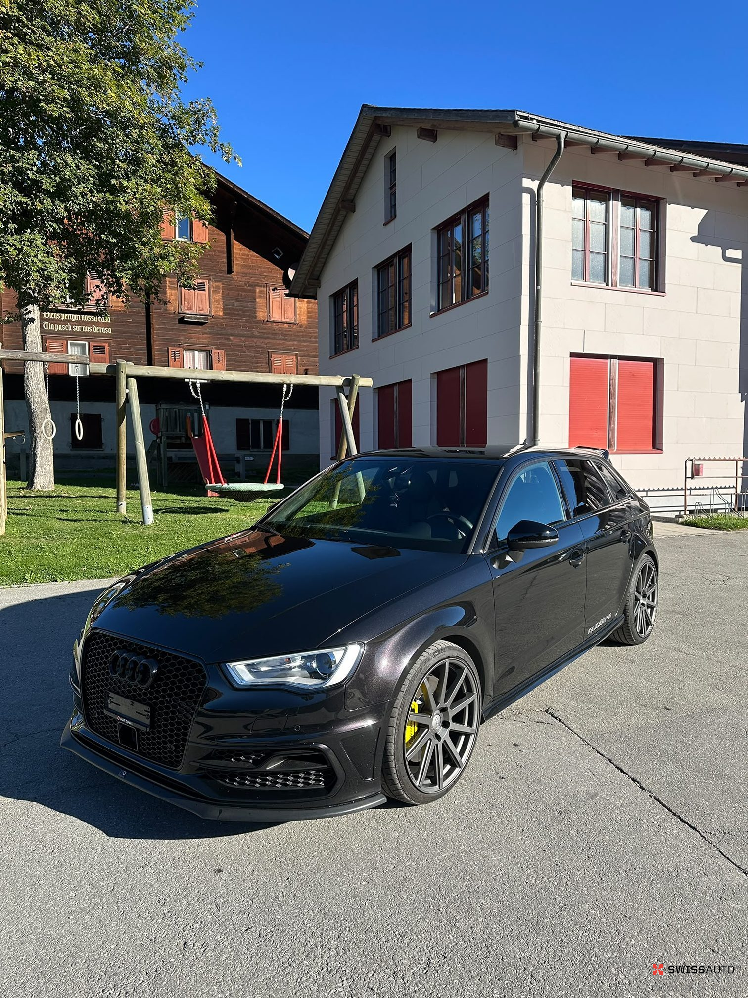 Auction Image