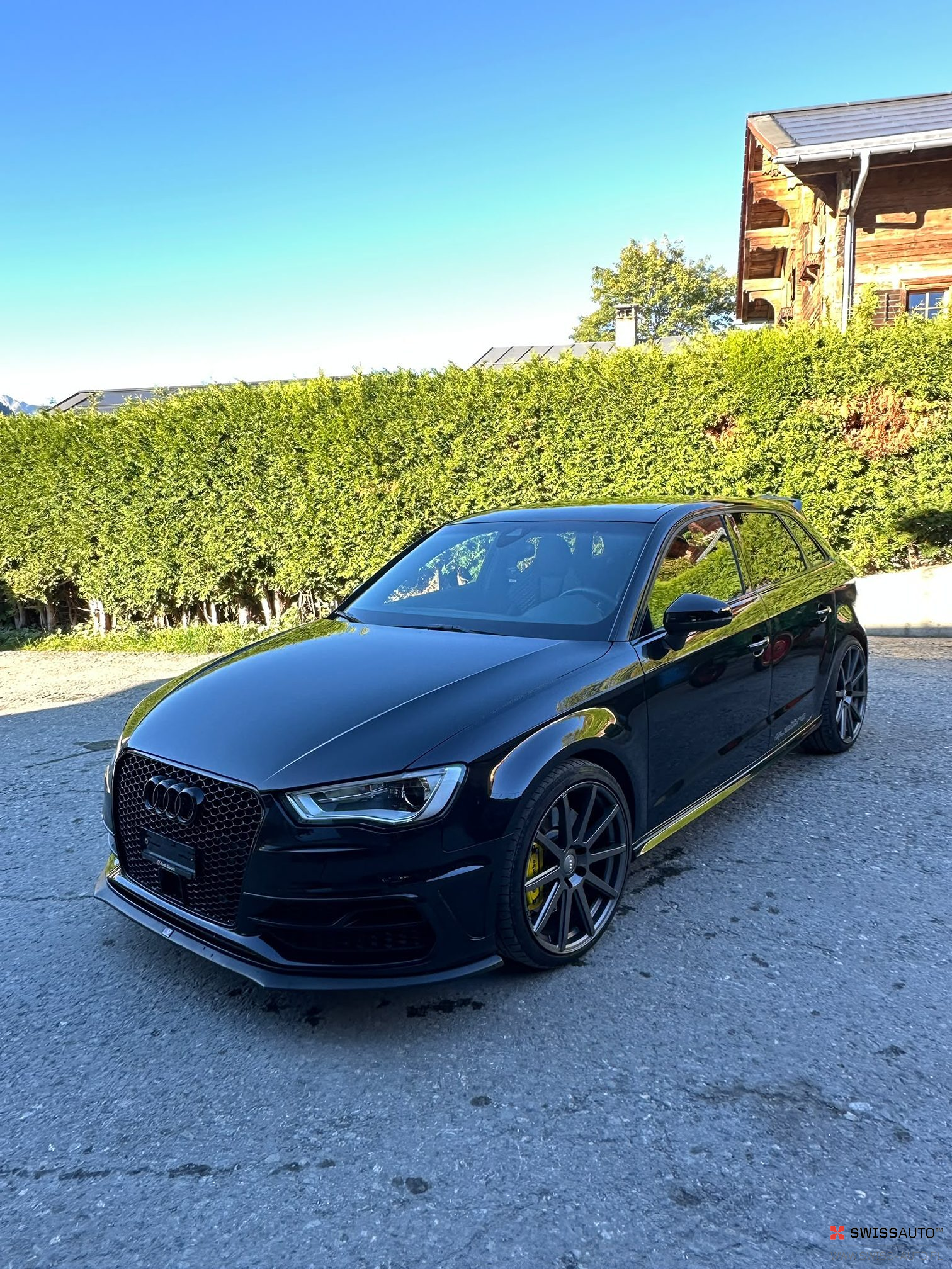 Auction Image