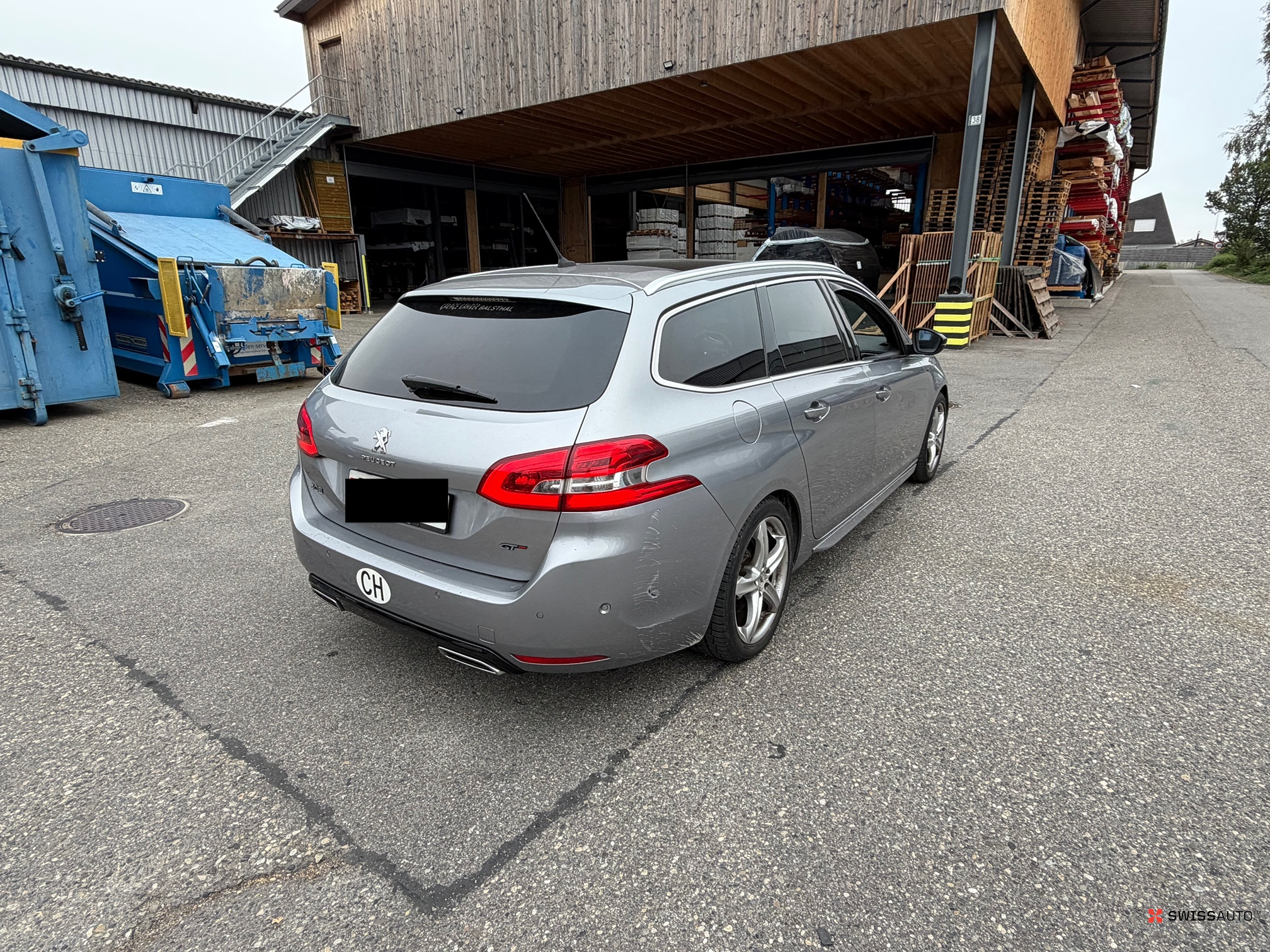 Auction Image