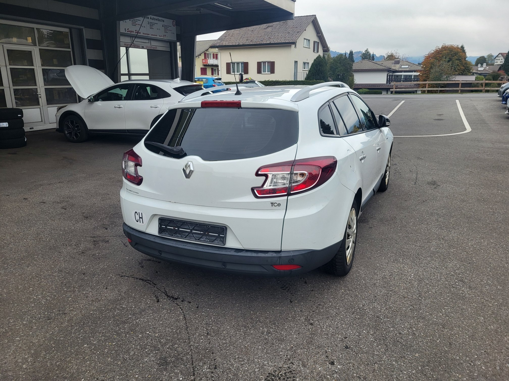 Auction Image