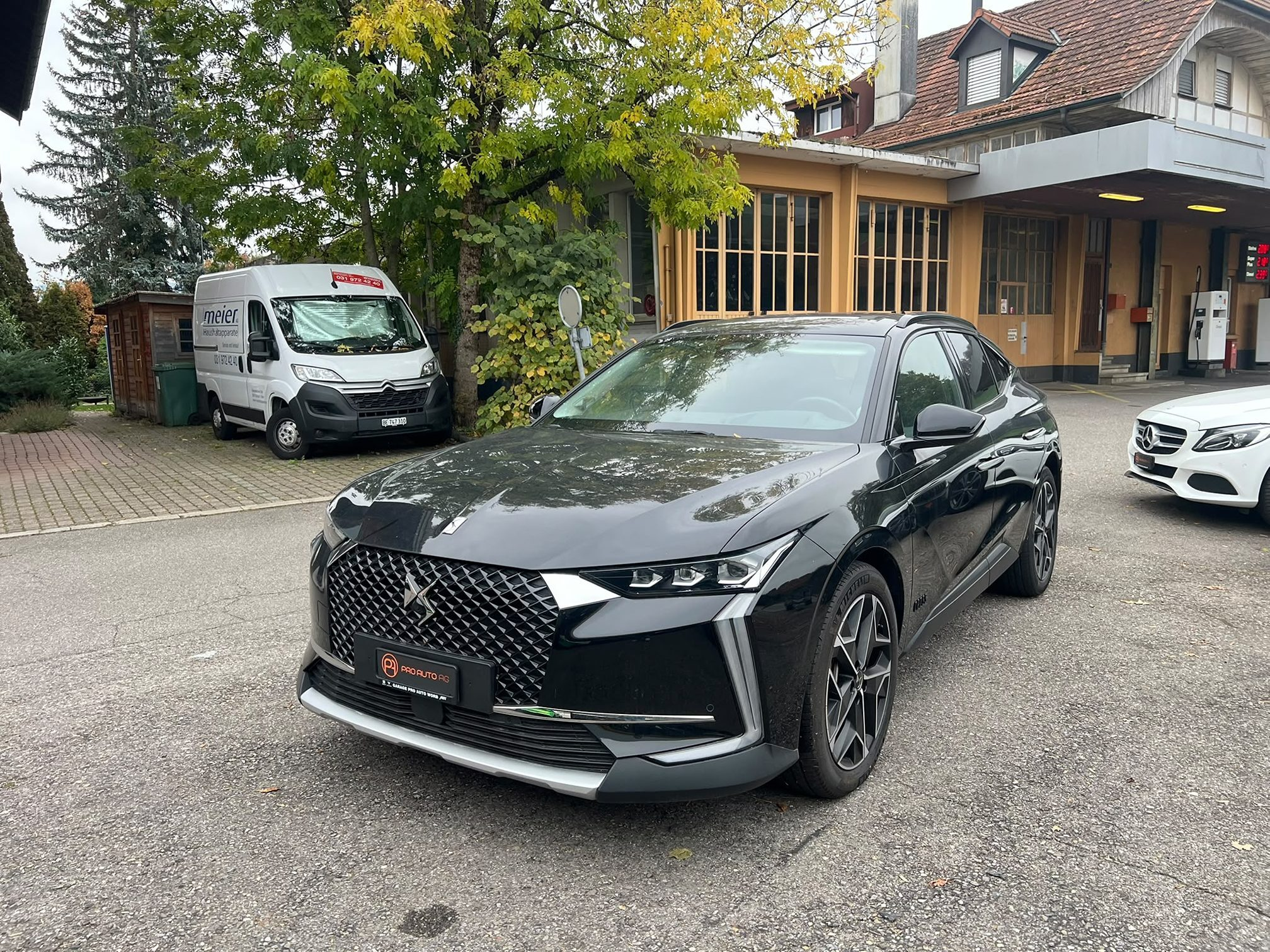 Auction Image