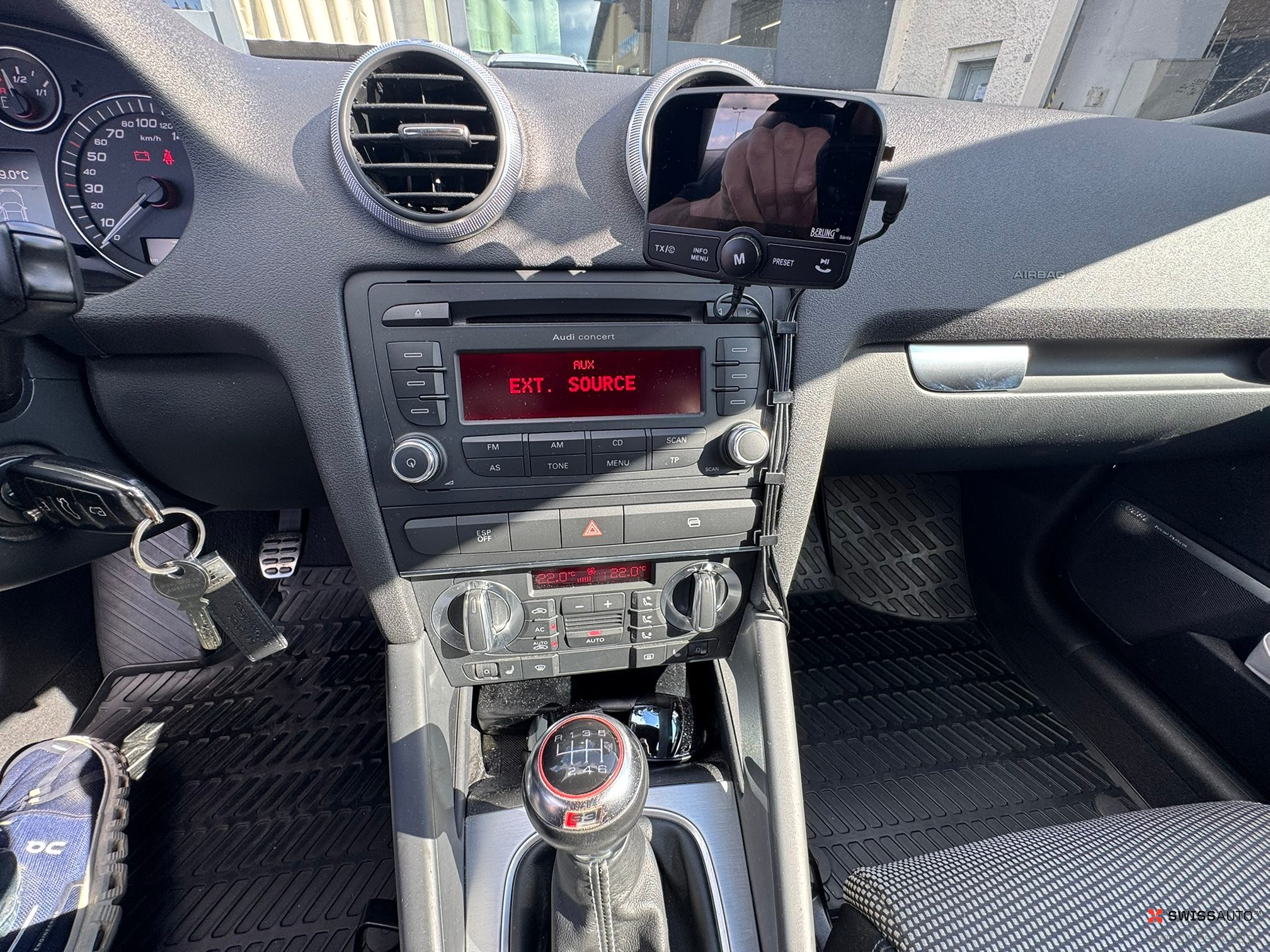 Auction Image