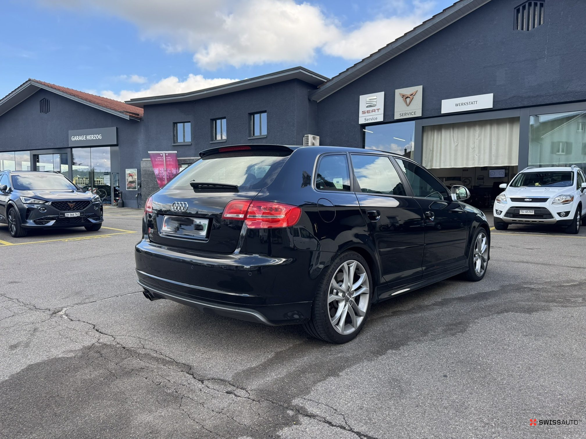 Auction Image