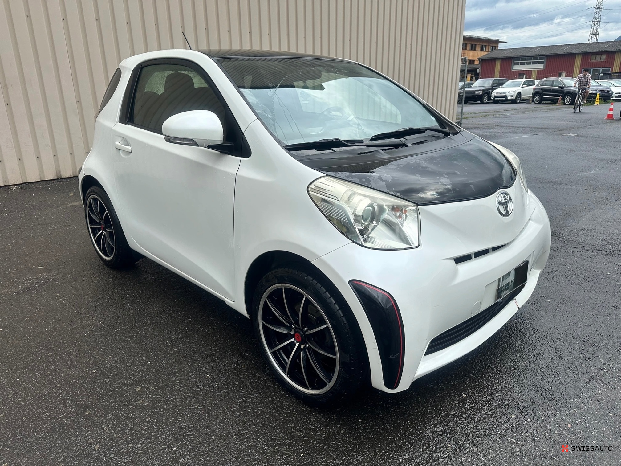 Auction Image
