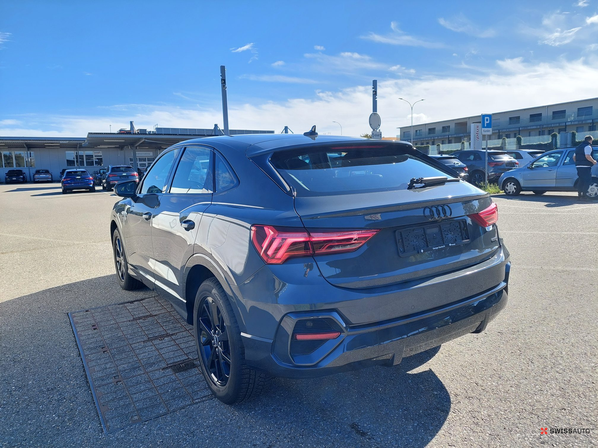 Auction Image