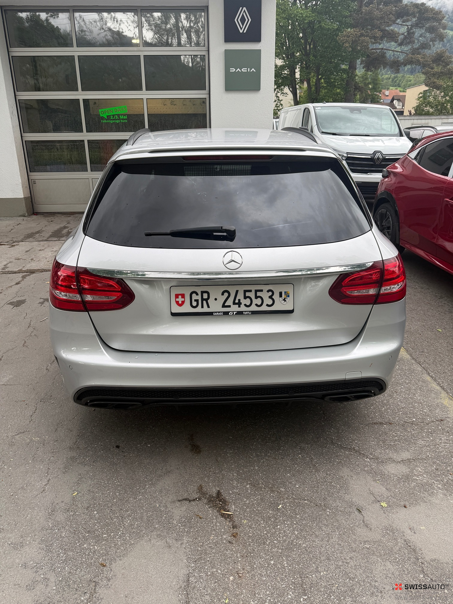 Auction Image