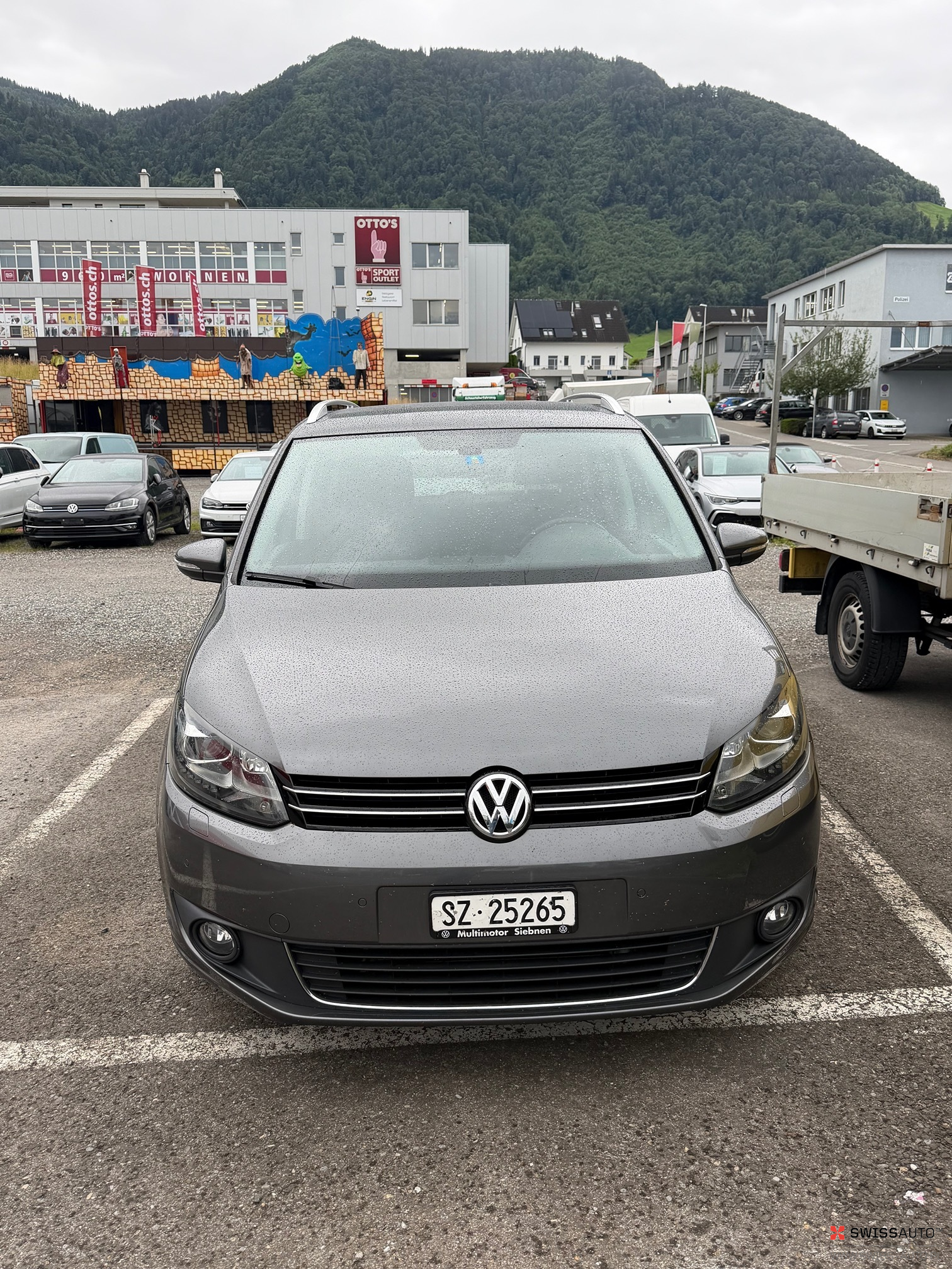Auction Image