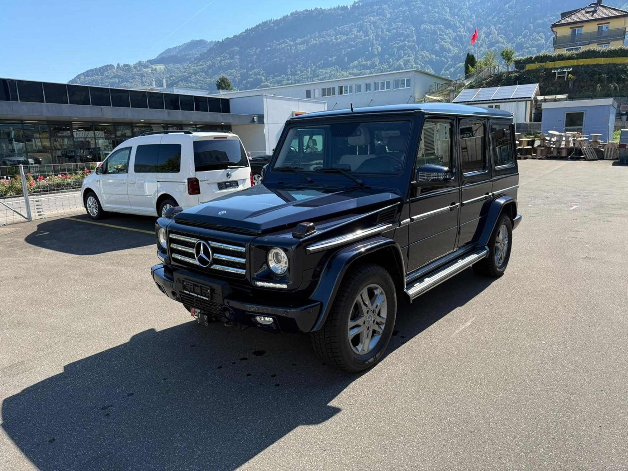 Auction Image