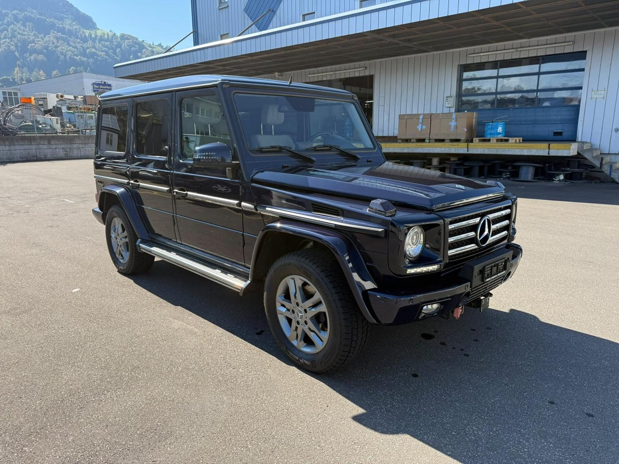 Auction Image