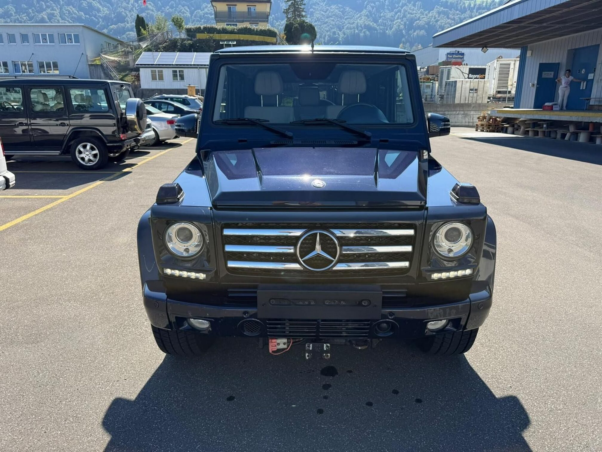 Auction Image