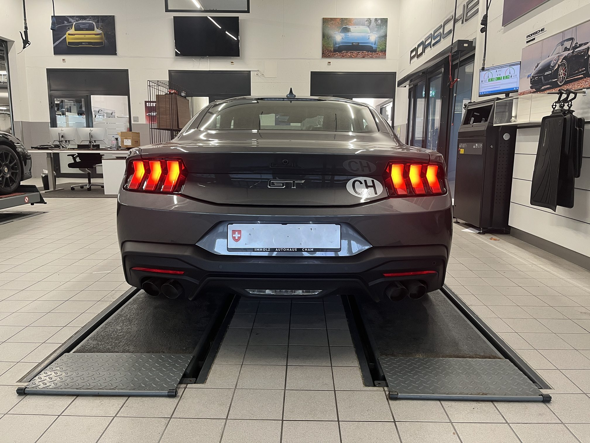 Auction Image