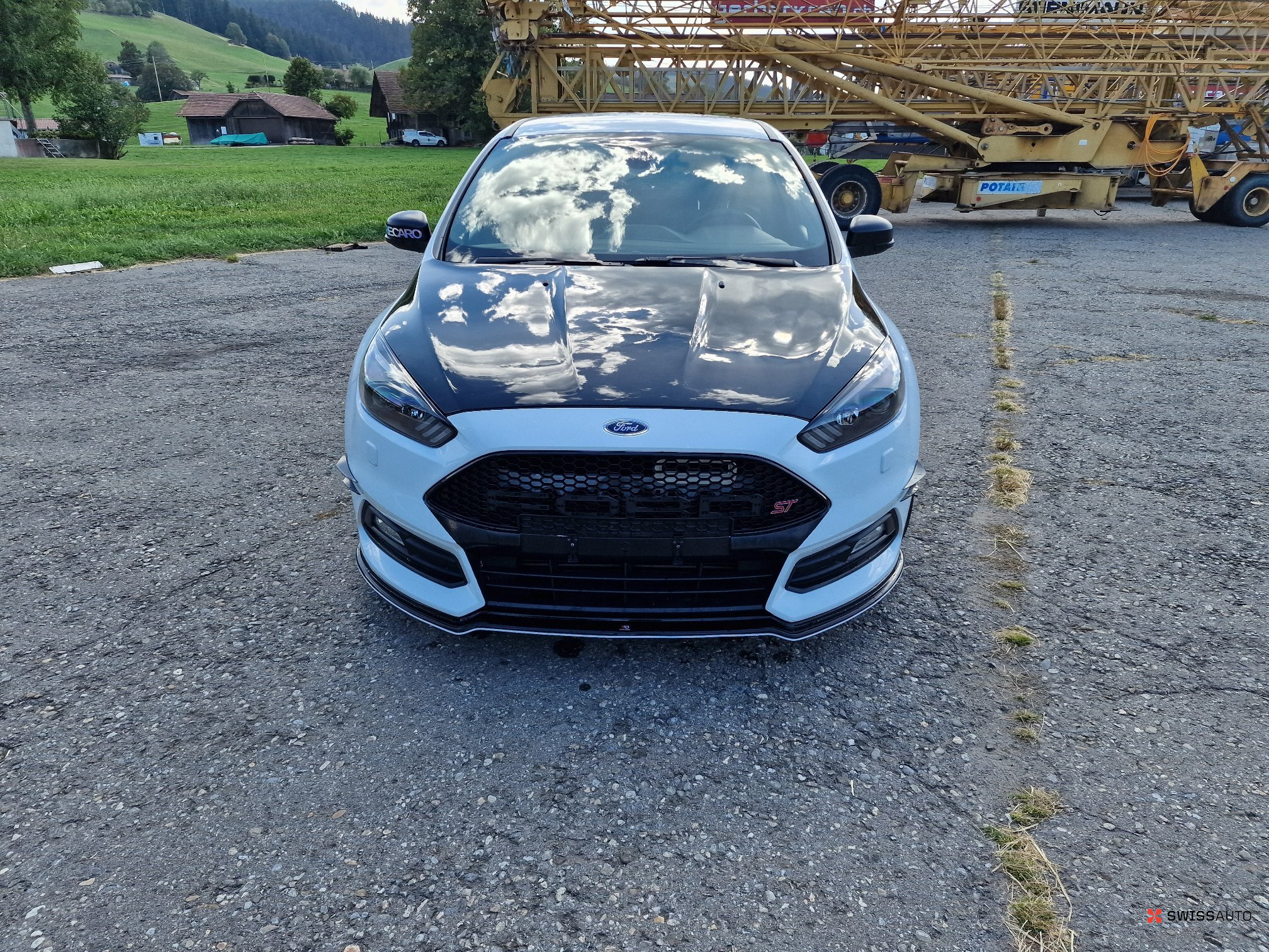 Auction Image