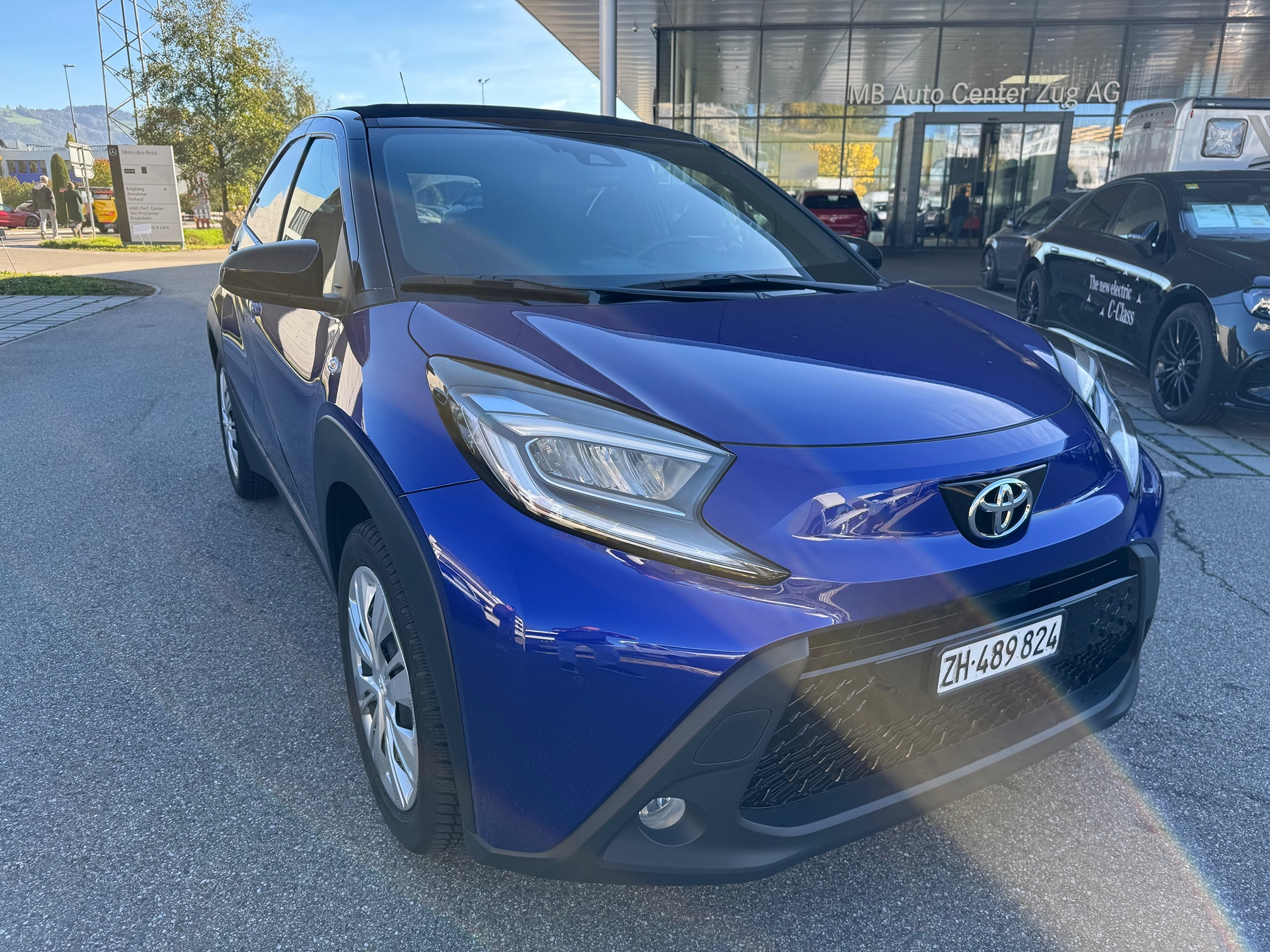 Auction Image