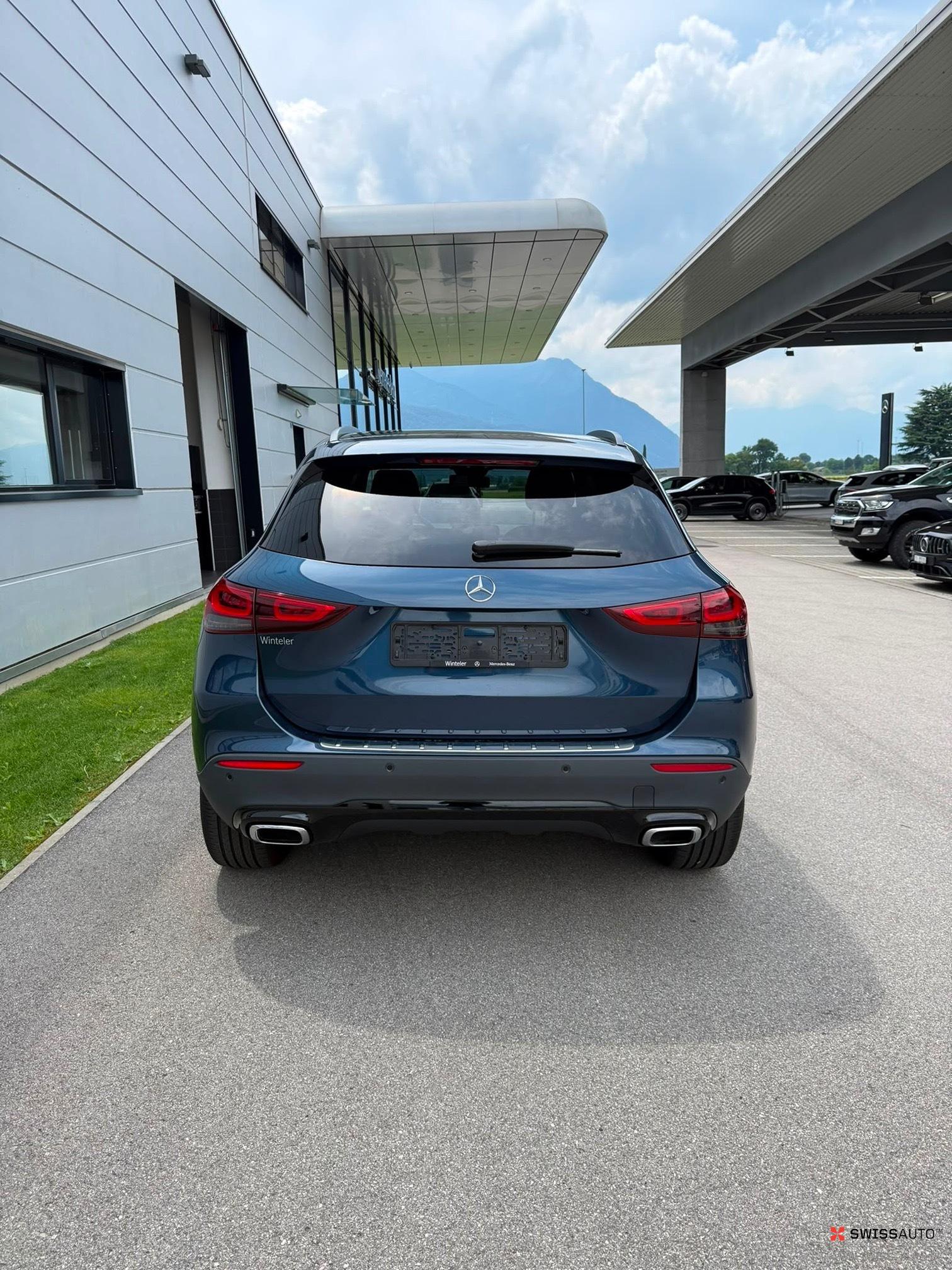 Auction Image