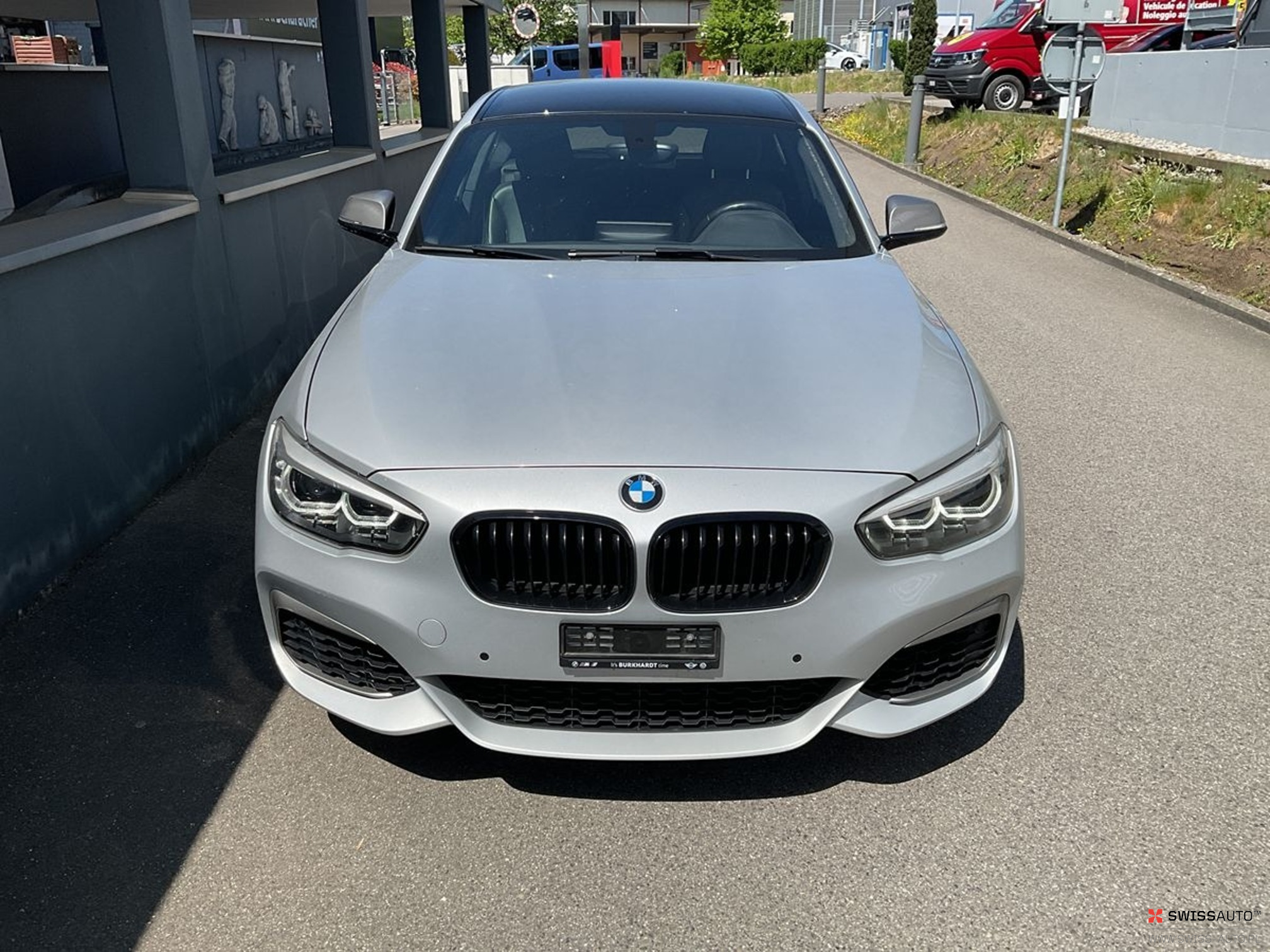 Auction Image