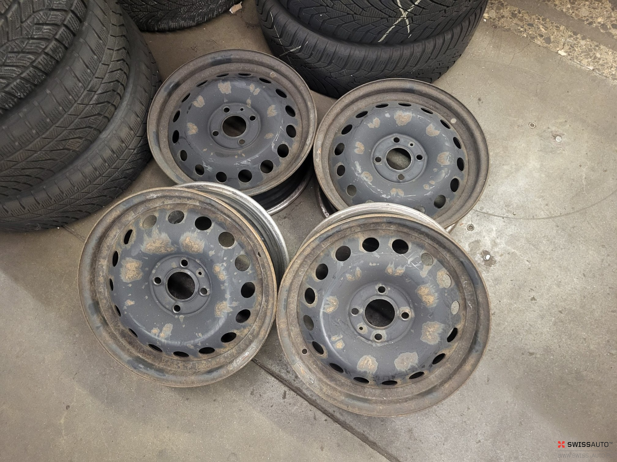 Auction Image
