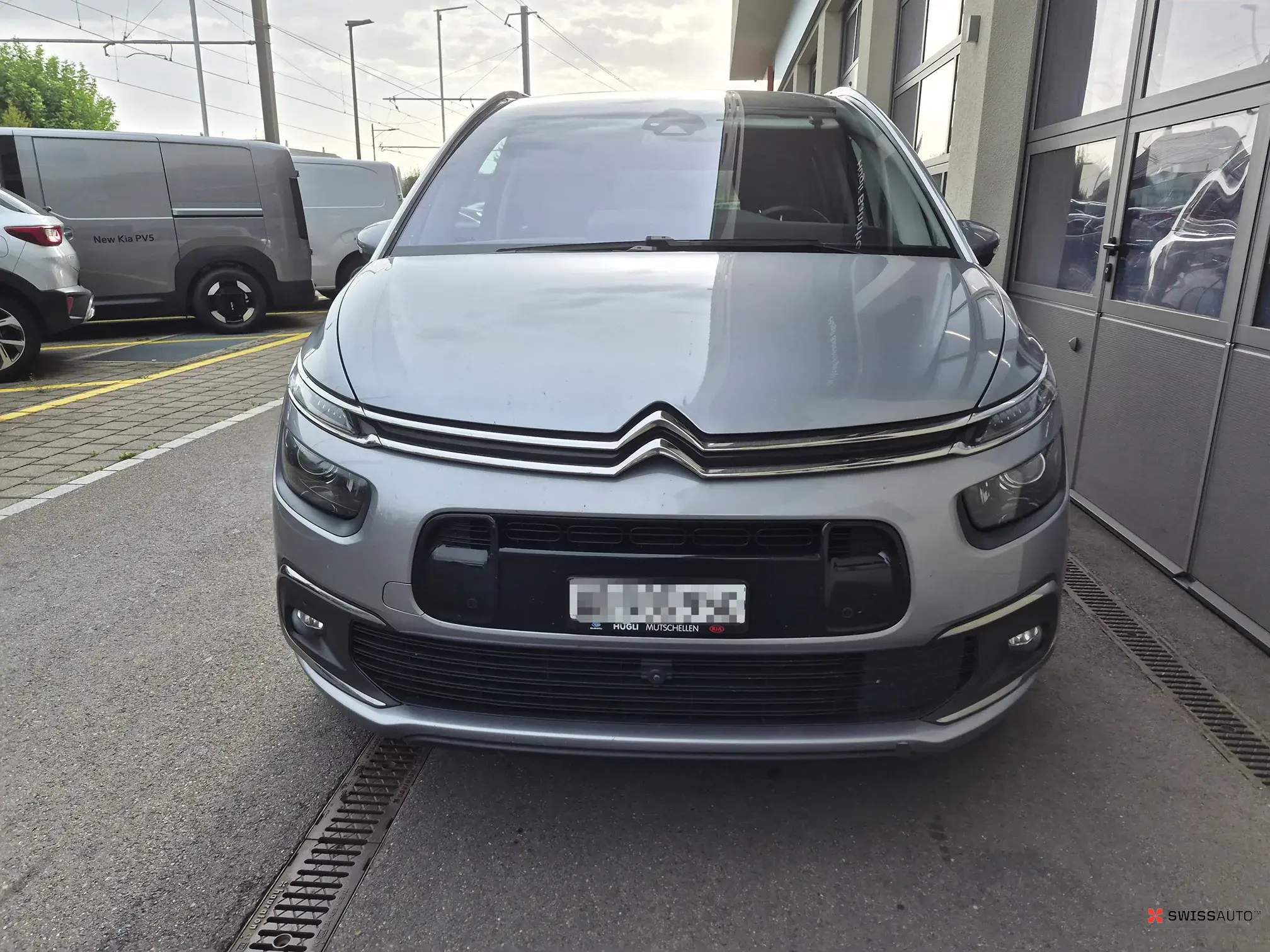 Auction Image