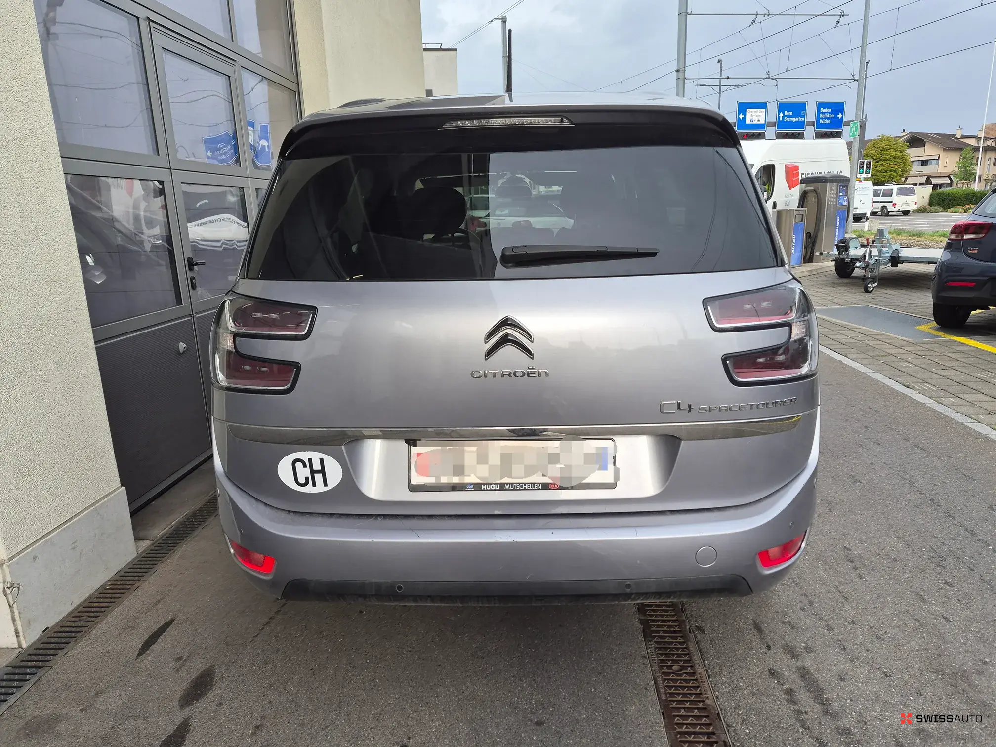Auction Image
