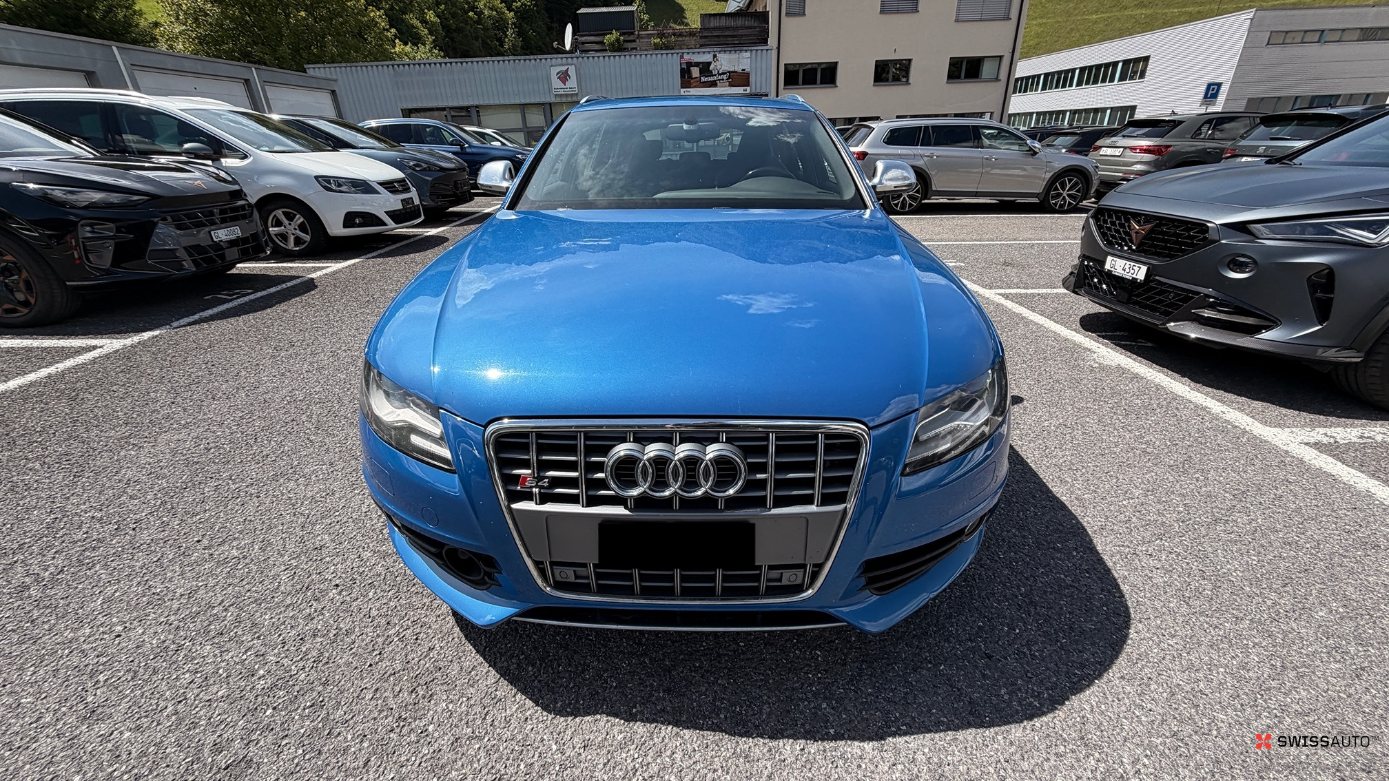 Auction Image