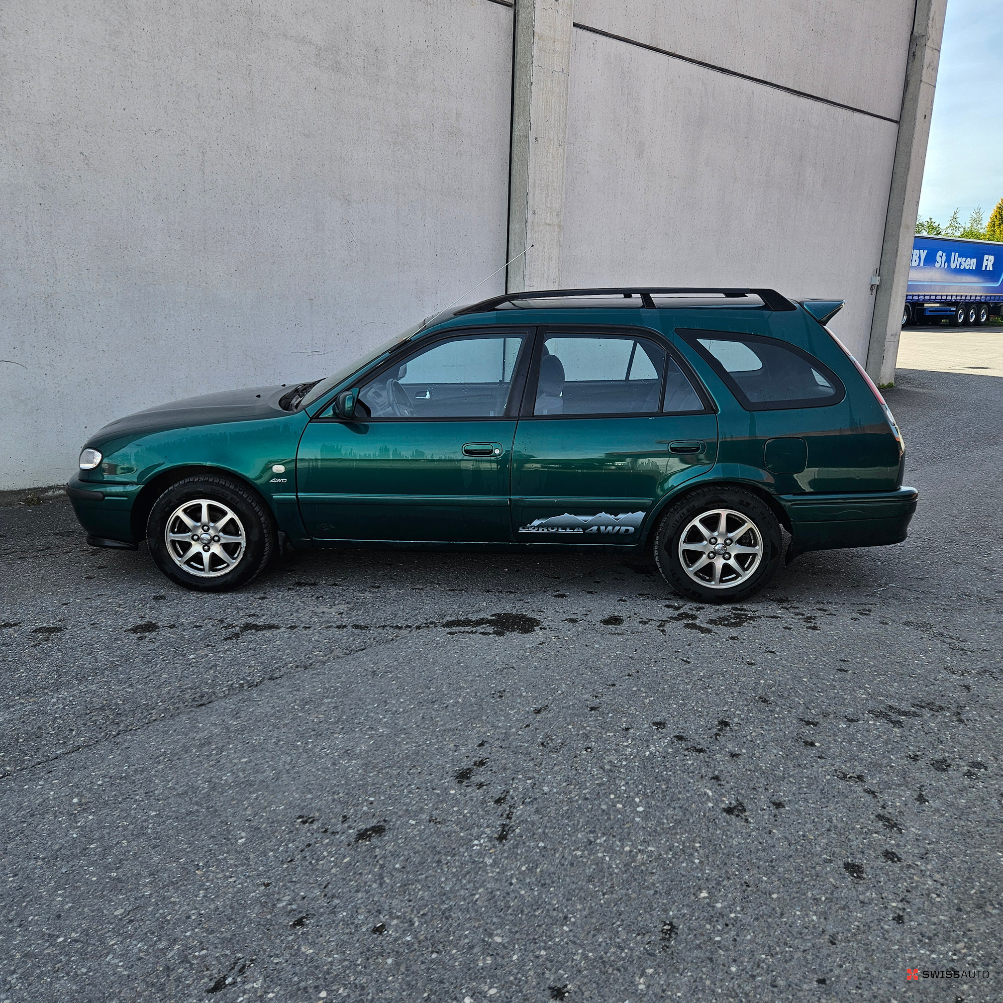 Auction Image