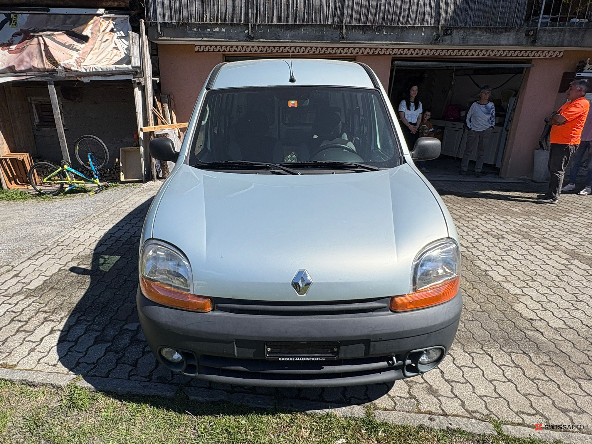 Auction Image