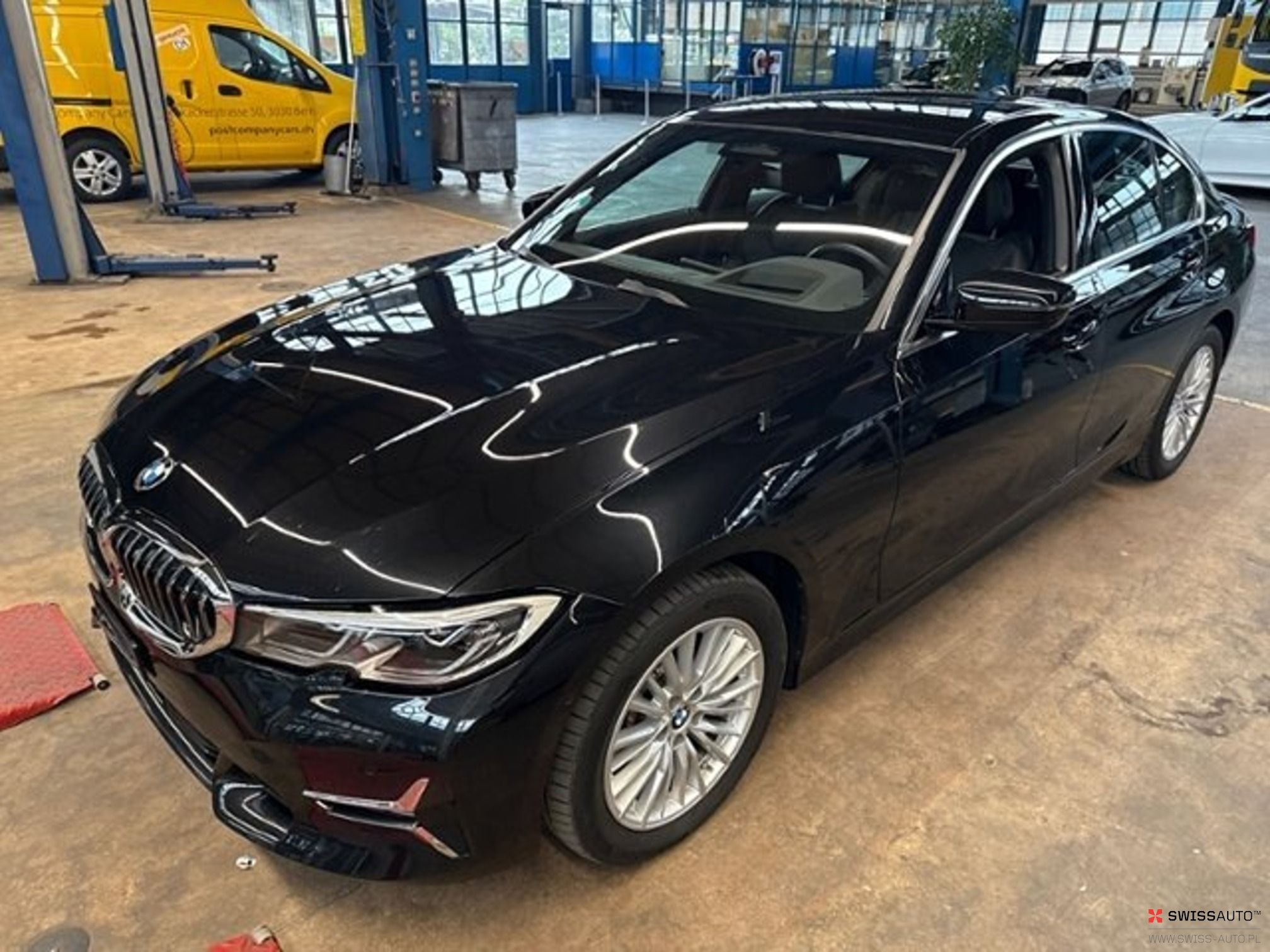 Auction Image