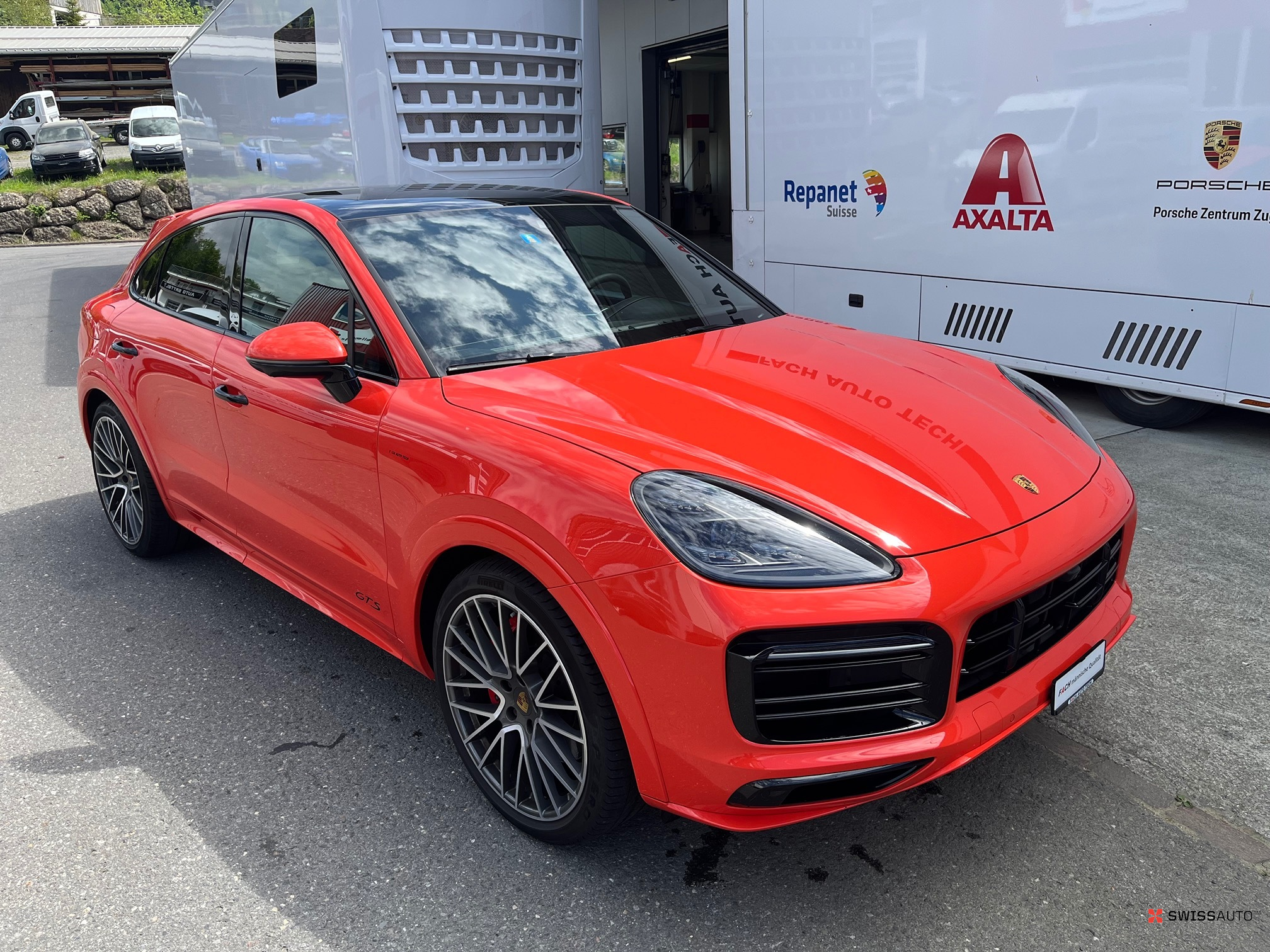 Auction Image